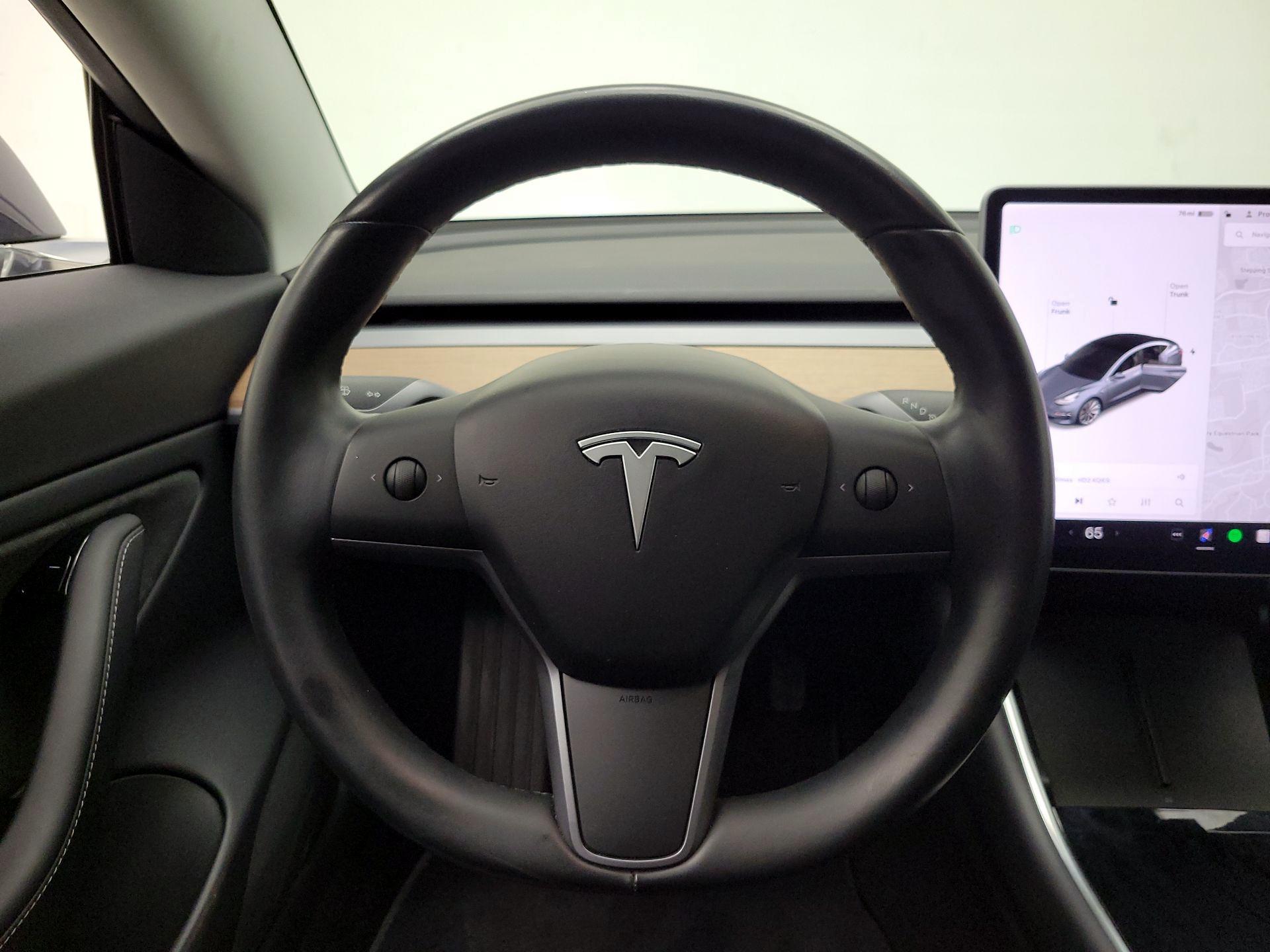 Thumbnail: 2018 Tesla Model 3 - 10