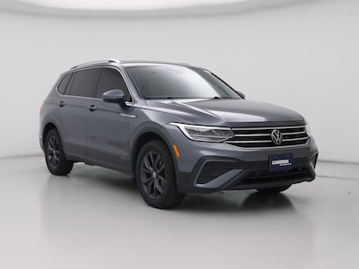 Gray 2022 Volkswagen Tiguan SE