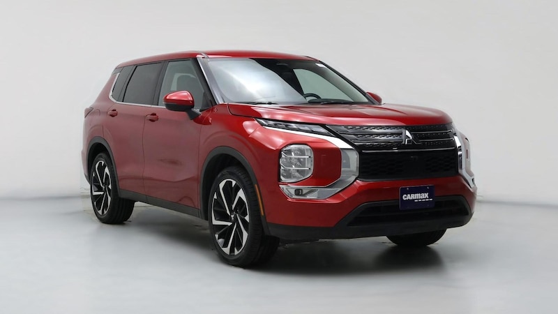 2023 Mitsubishi Outlander SE Hero Image