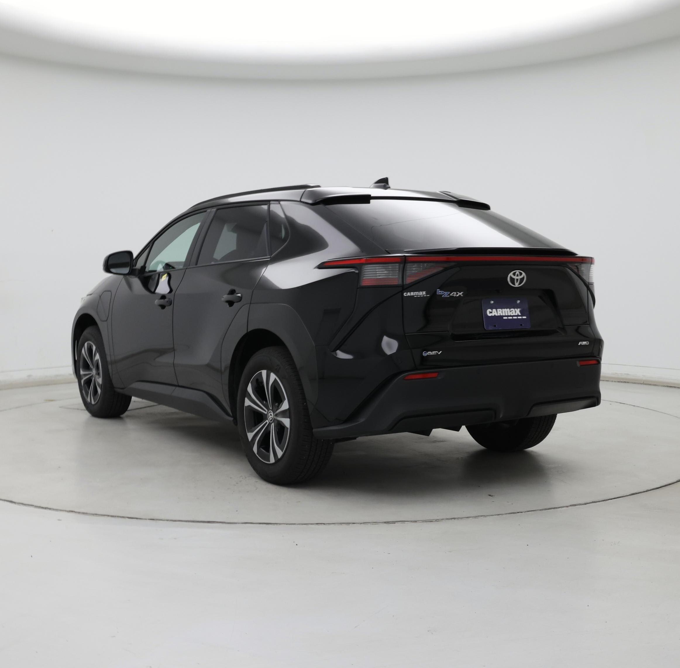 Thumbnail: 2024 Toyota bZ4X - 2