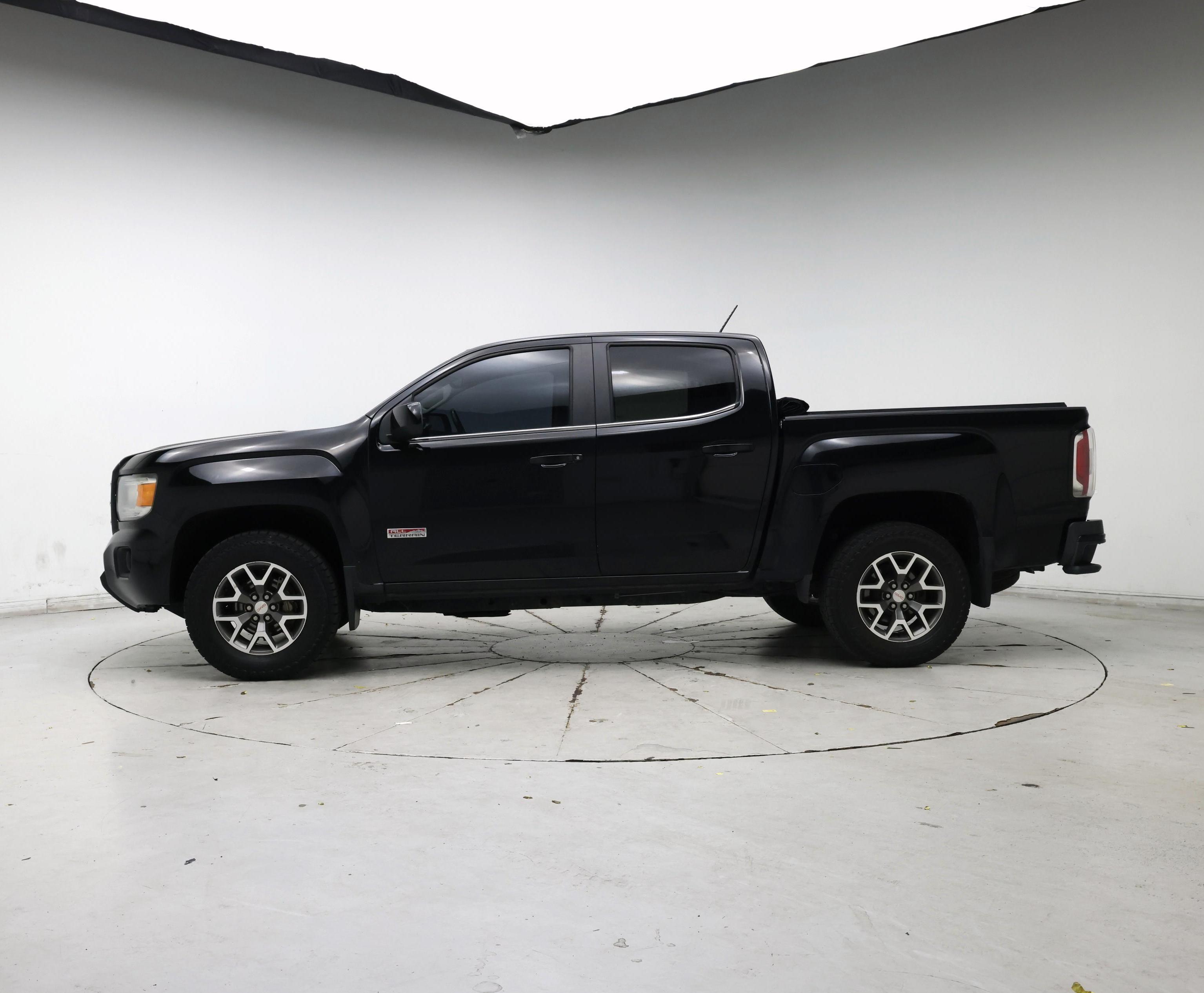 Thumbnail: 2015 GMC Canyon - 3