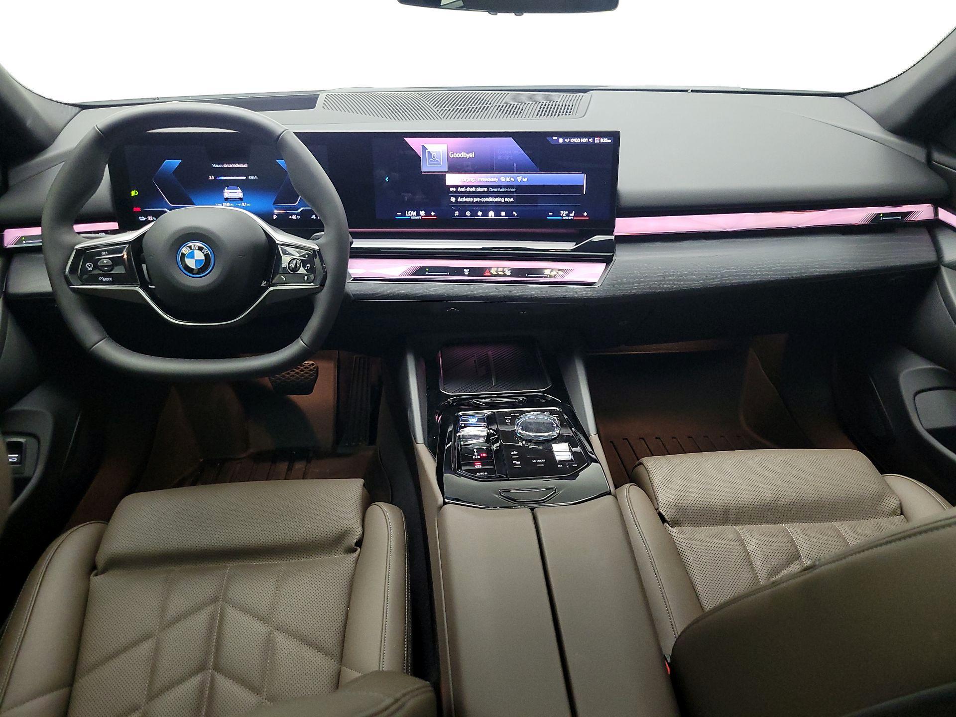 Thumbnail: 2025 BMW i5 - 9