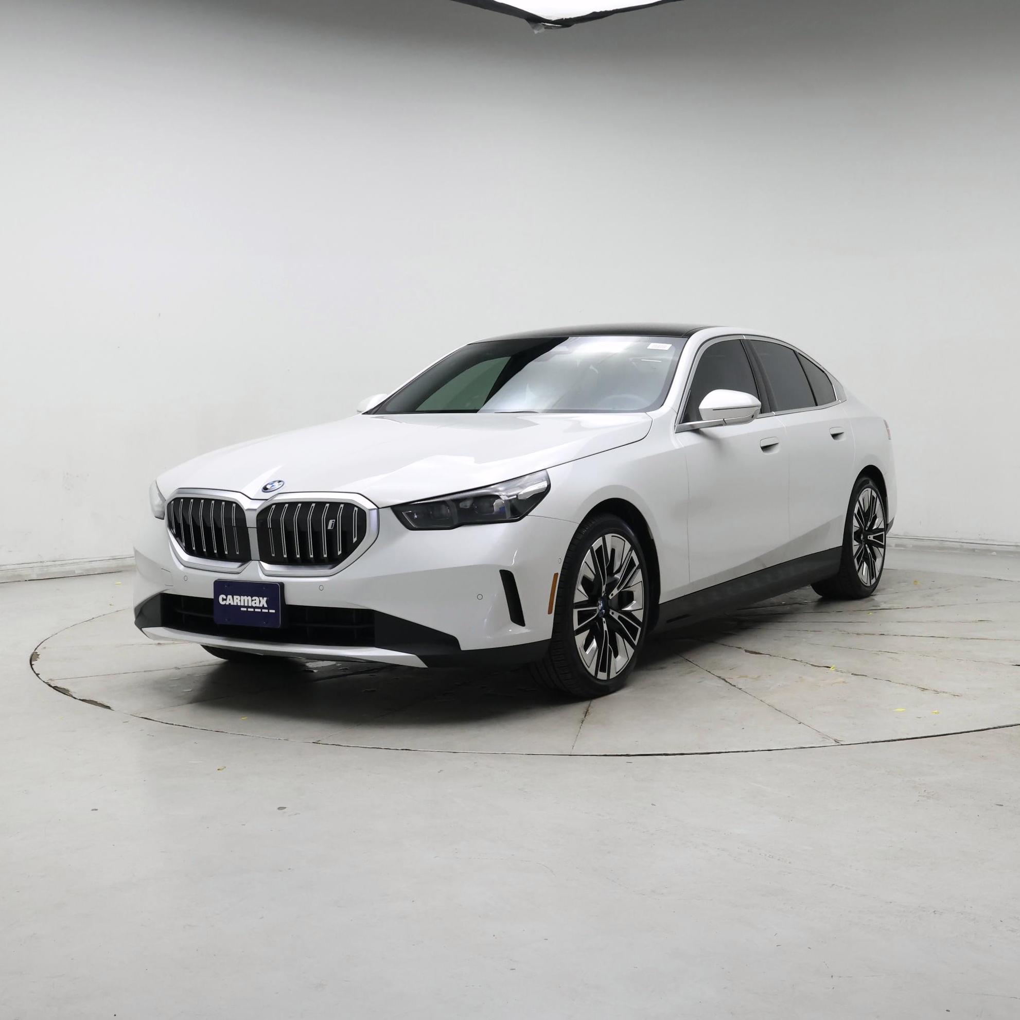 Thumbnail: 2025 BMW i5 - 4