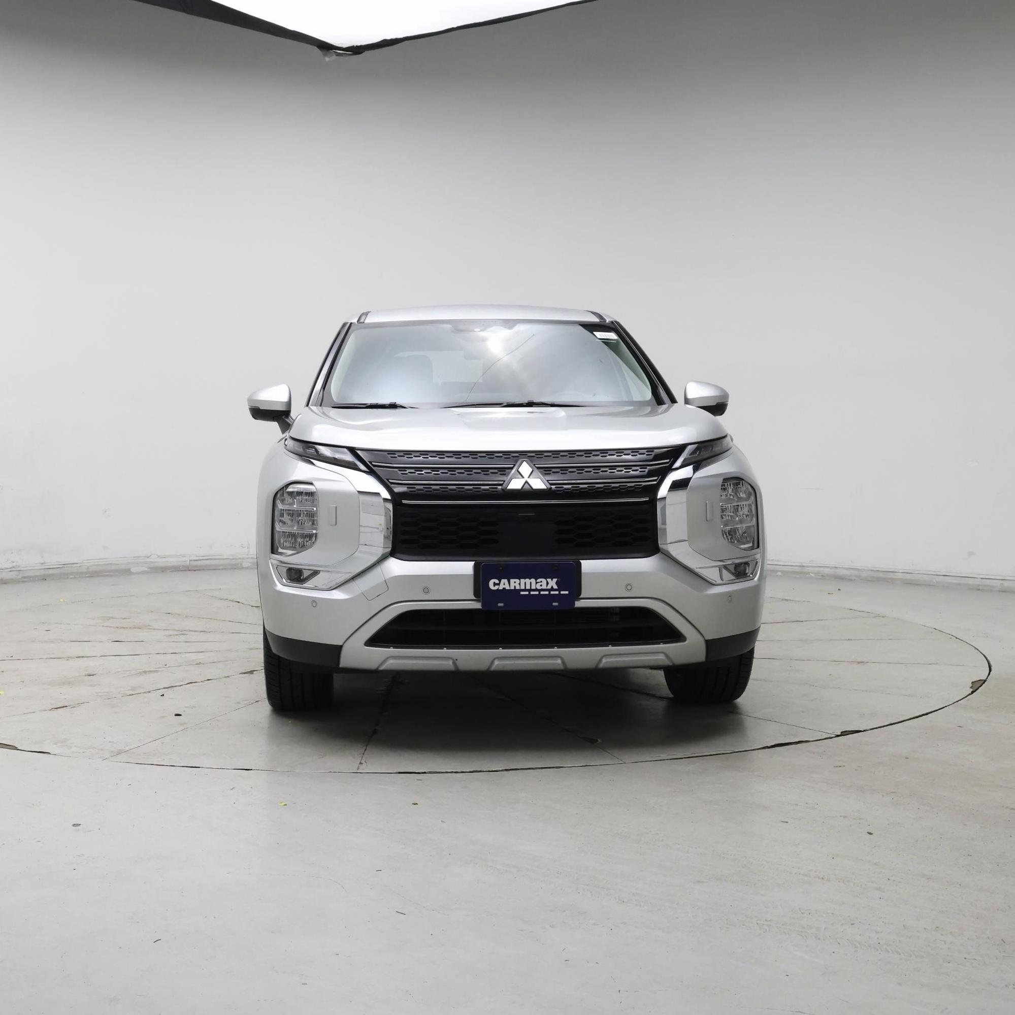 Thumbnail: 2024 Mitsubishi Outlander - 5