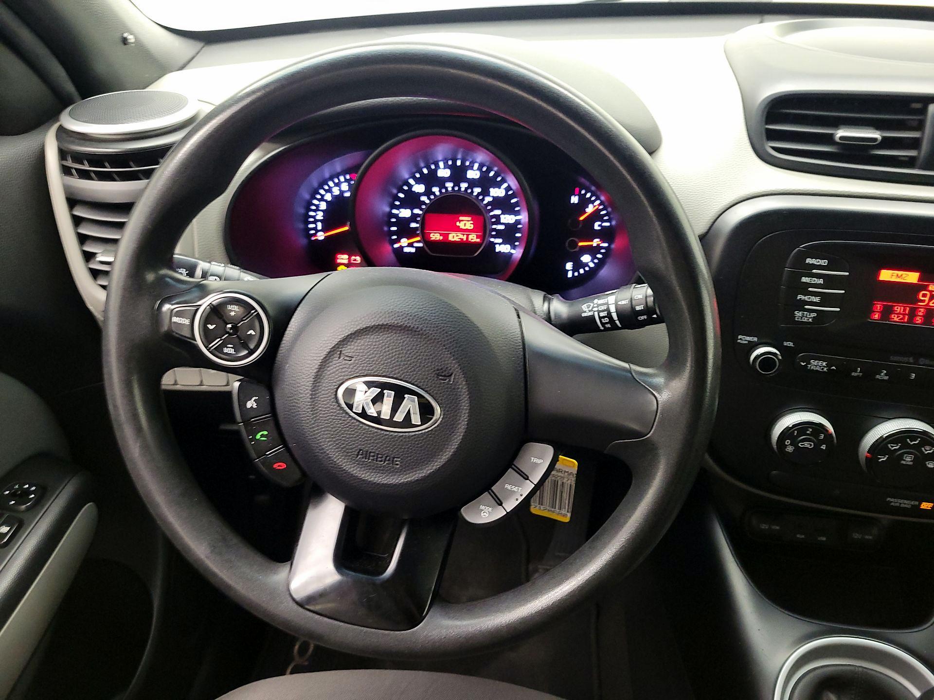 Thumbnail: 2015 Kia Soul - 10