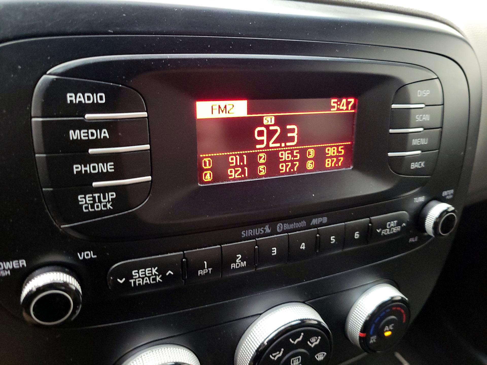 Thumbnail: 2015 Kia Soul - 14
