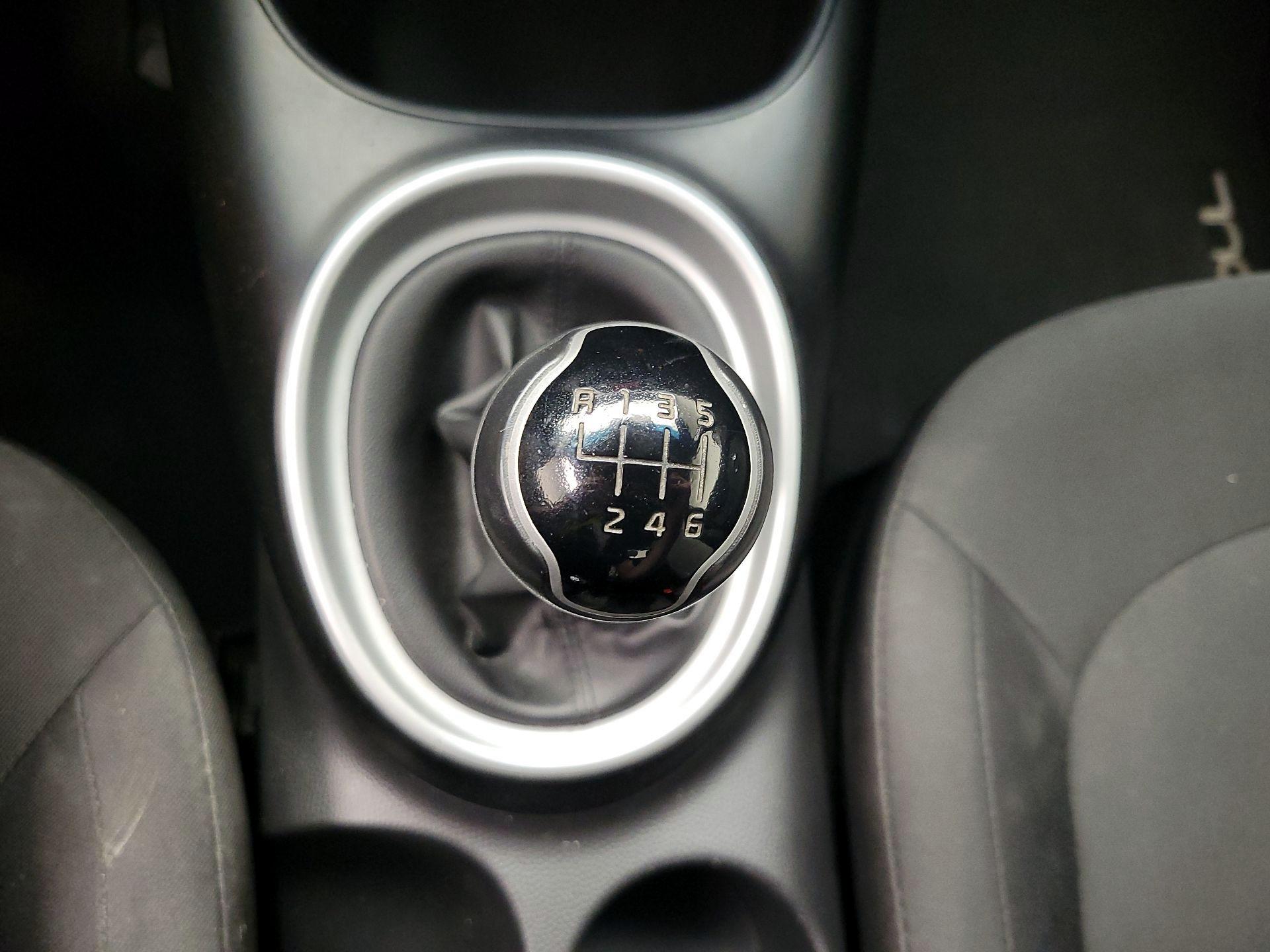 Thumbnail: 2015 Kia Soul - 16