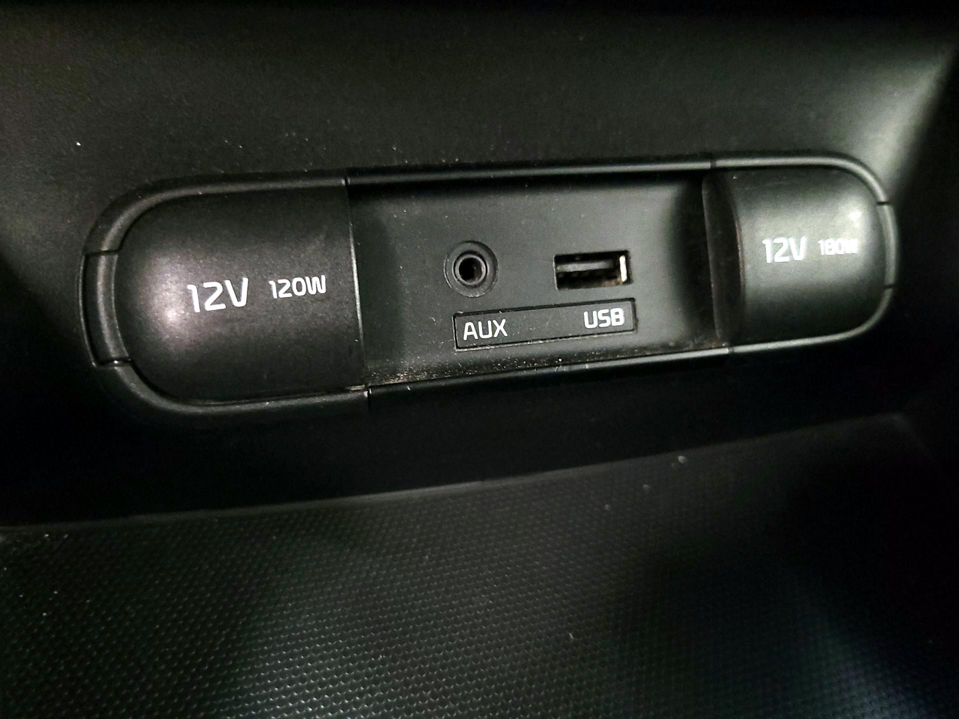 Thumbnail: 2015 Kia Soul - 17
