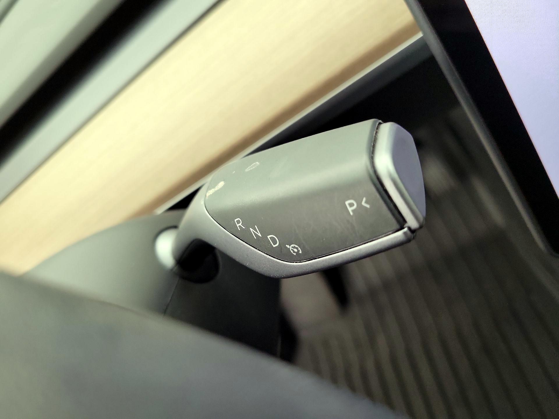 Thumbnail: 2022 Tesla Model Y - 17