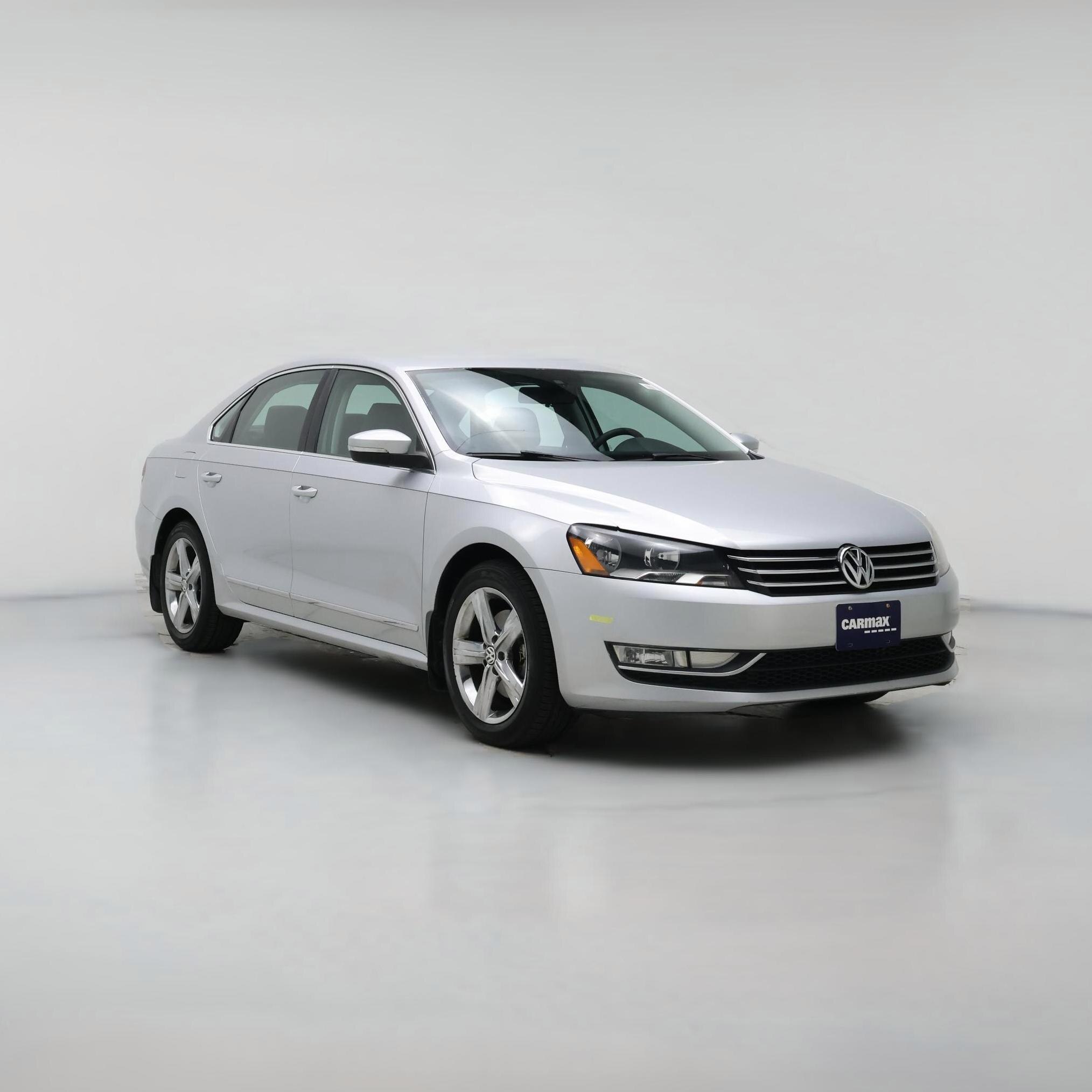 Thumbnail: 2015 Volkswagen Passat - 1