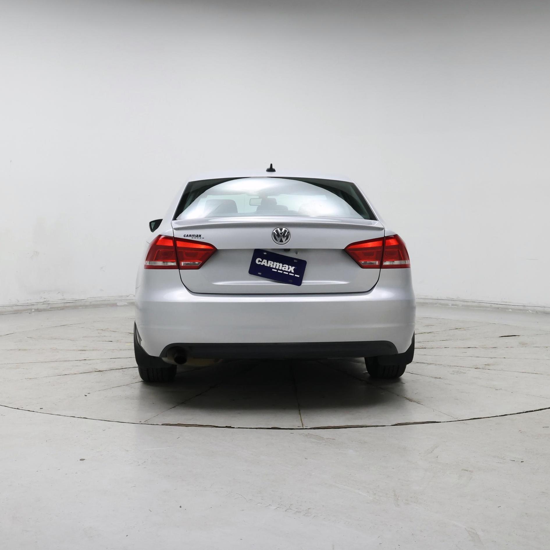 Thumbnail: 2015 Volkswagen Passat - 6