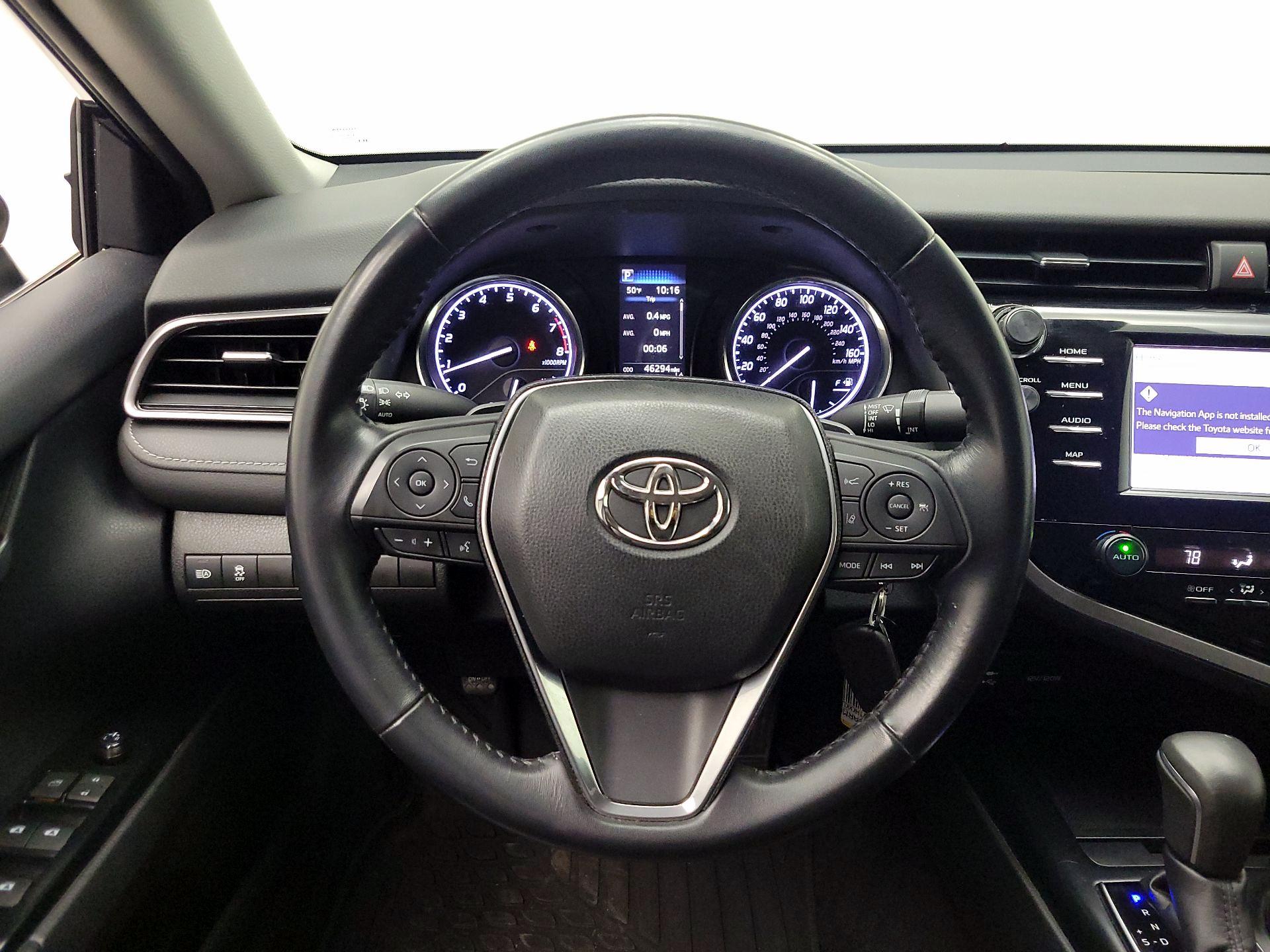 Thumbnail: 2019 Toyota Camry - 10
