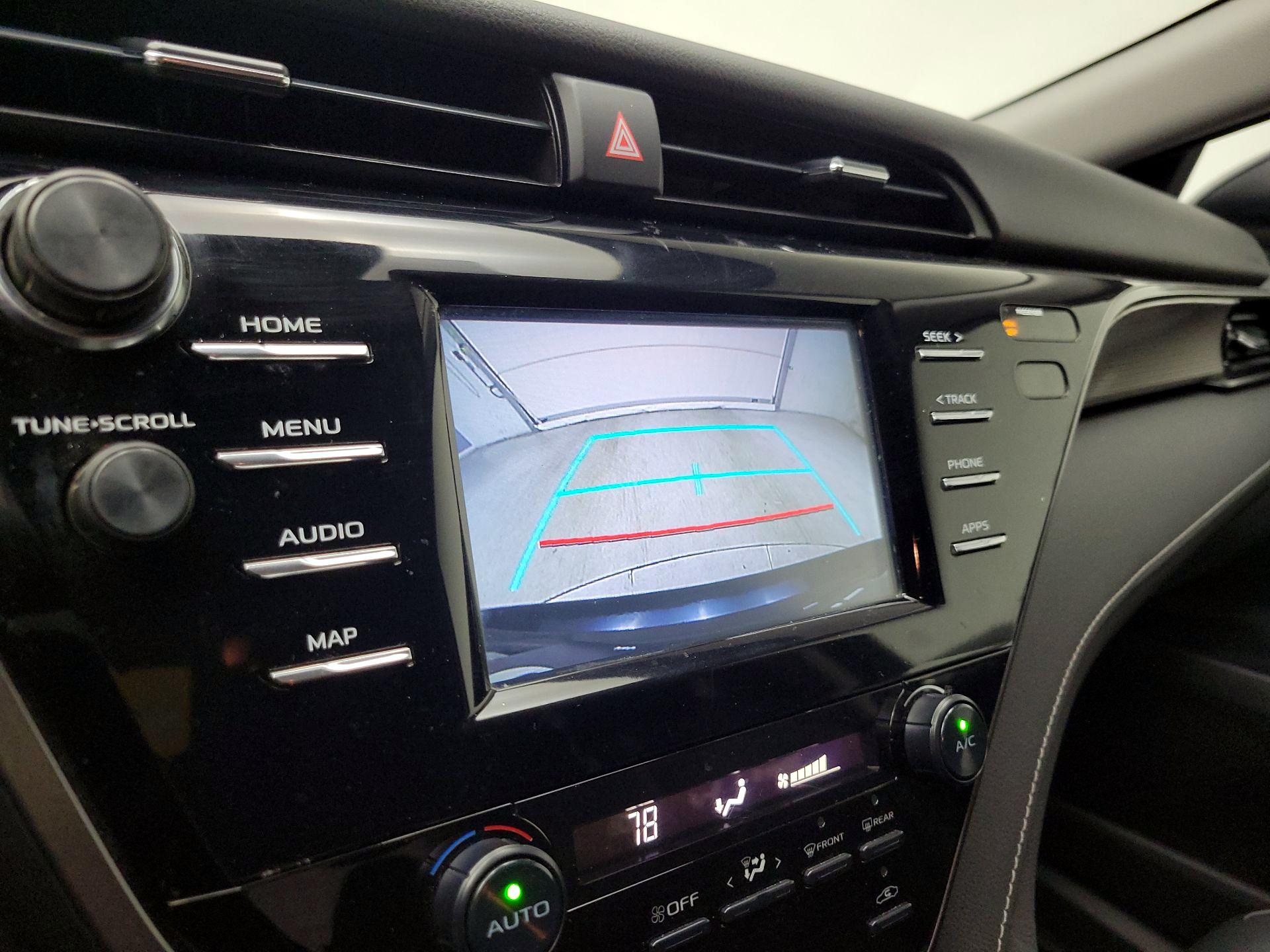 Thumbnail: 2019 Toyota Camry - 15
