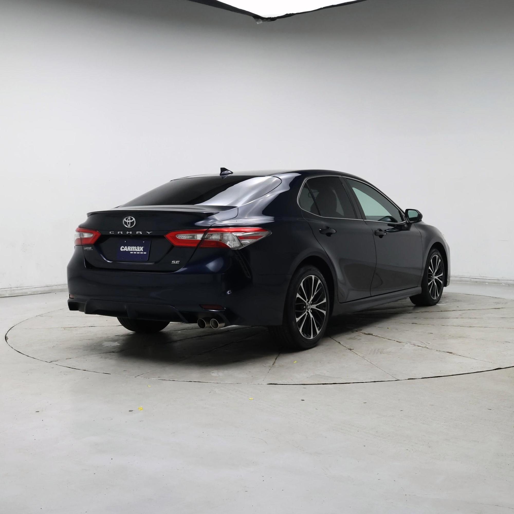 Thumbnail: 2019 Toyota Camry - 8