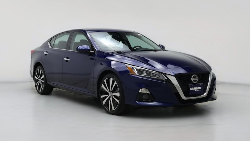 2022 Nissan Altima Platinum Hero Image