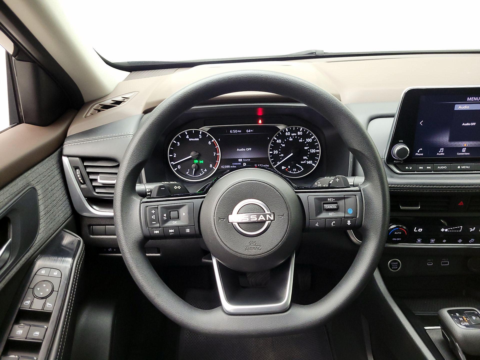 Thumbnail: 2023 Nissan Rogue - 10