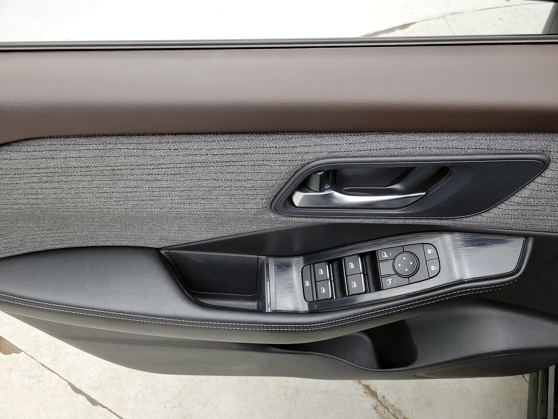 Thumbnail: 2023 Nissan Rogue - 12