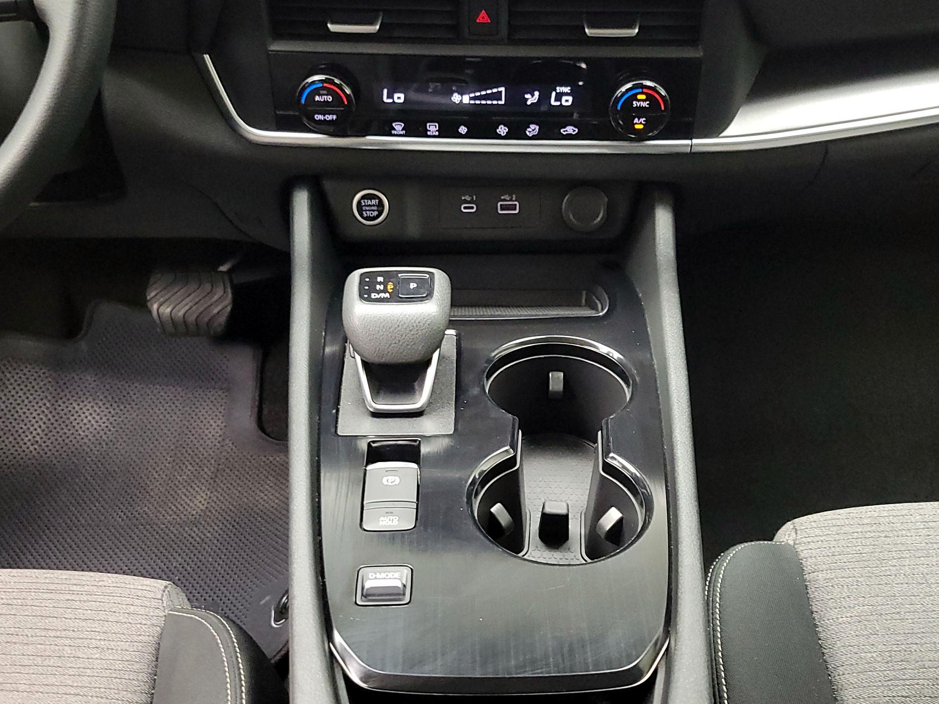 Thumbnail: 2023 Nissan Rogue - 17