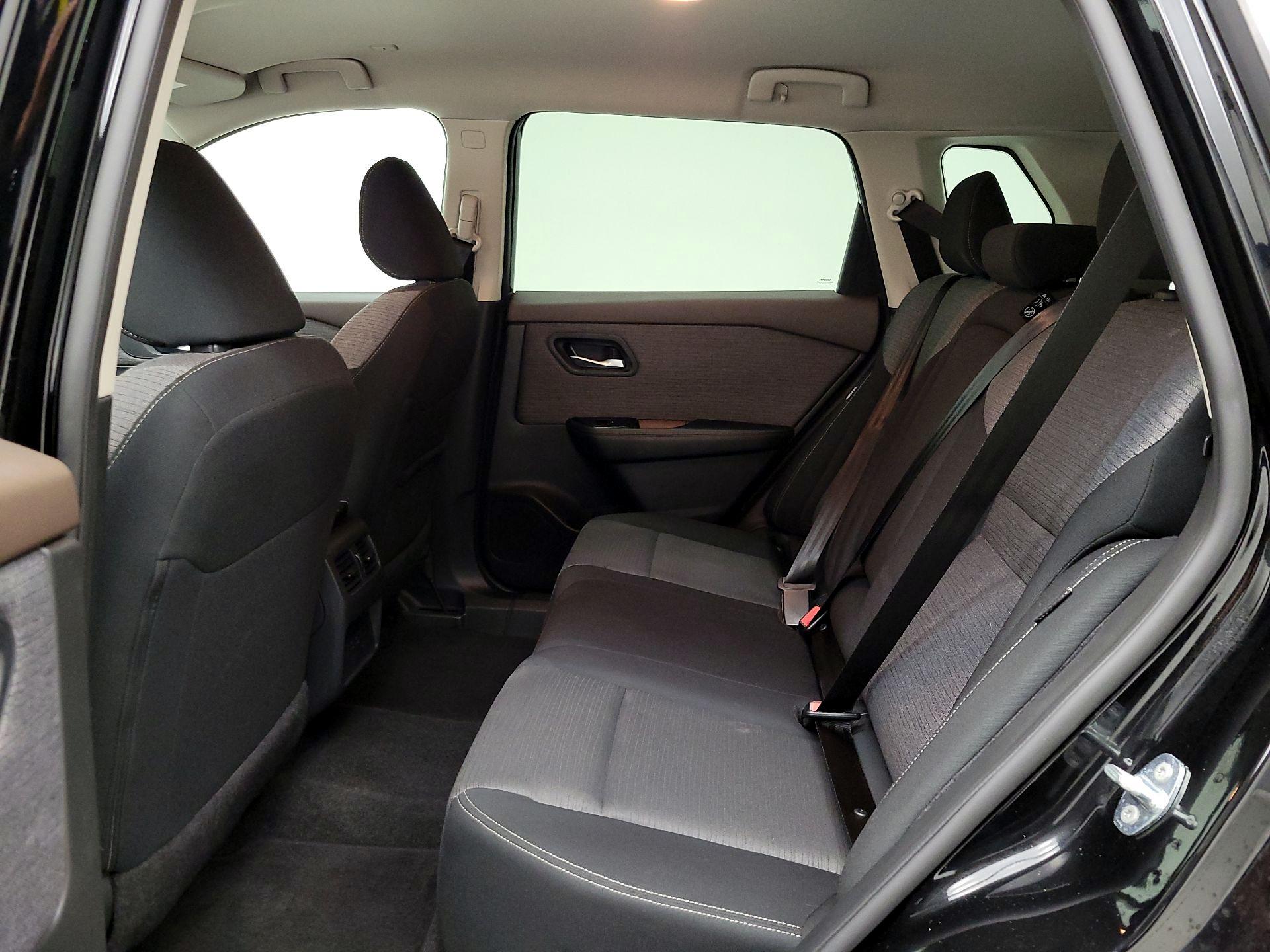 Thumbnail: 2023 Nissan Rogue - 19