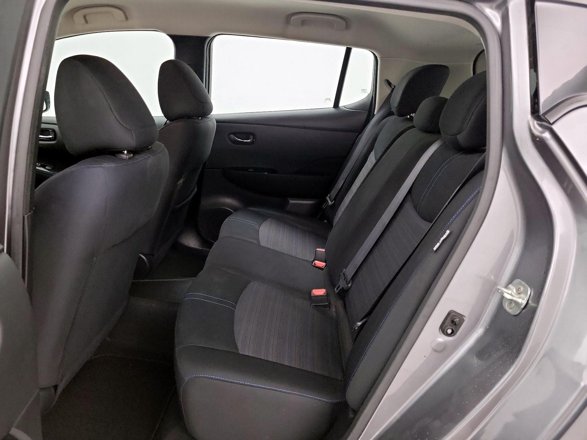Thumbnail: 2020 Nissan Leaf - 20