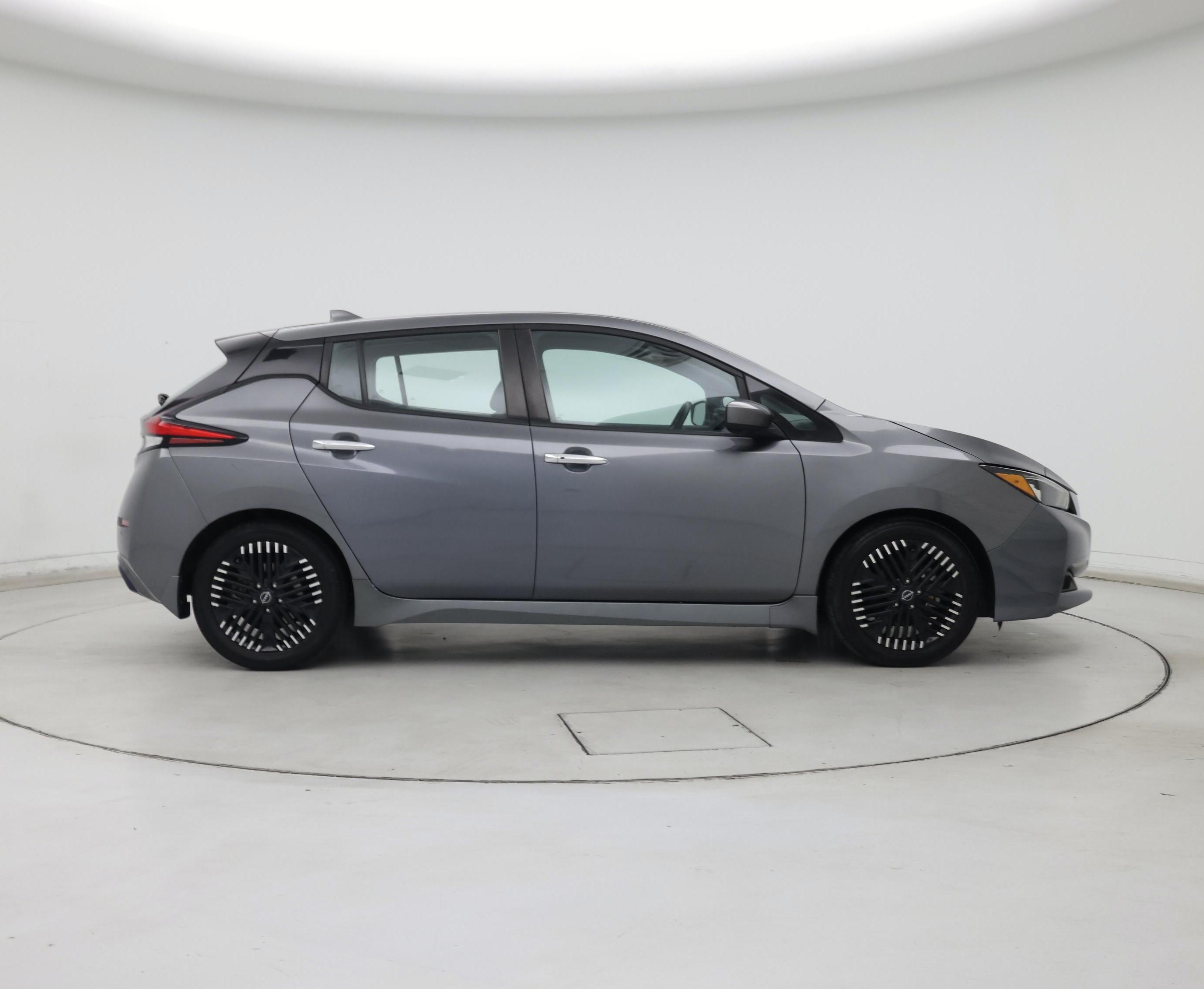 Thumbnail: 2020 Nissan Leaf - 7