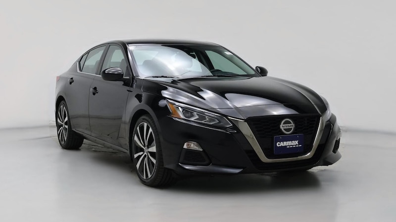 2022 Nissan Altima SR Hero Image