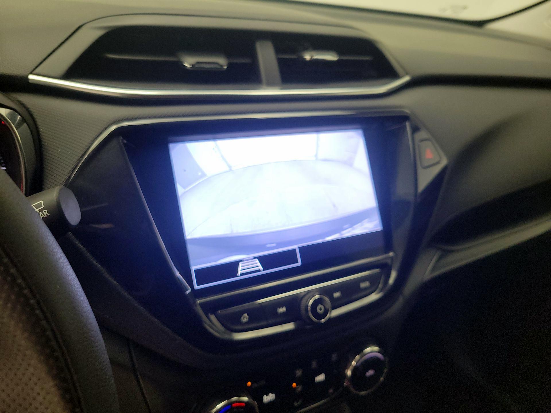 Thumbnail: 2023 Chevrolet TrailBlazer - 15