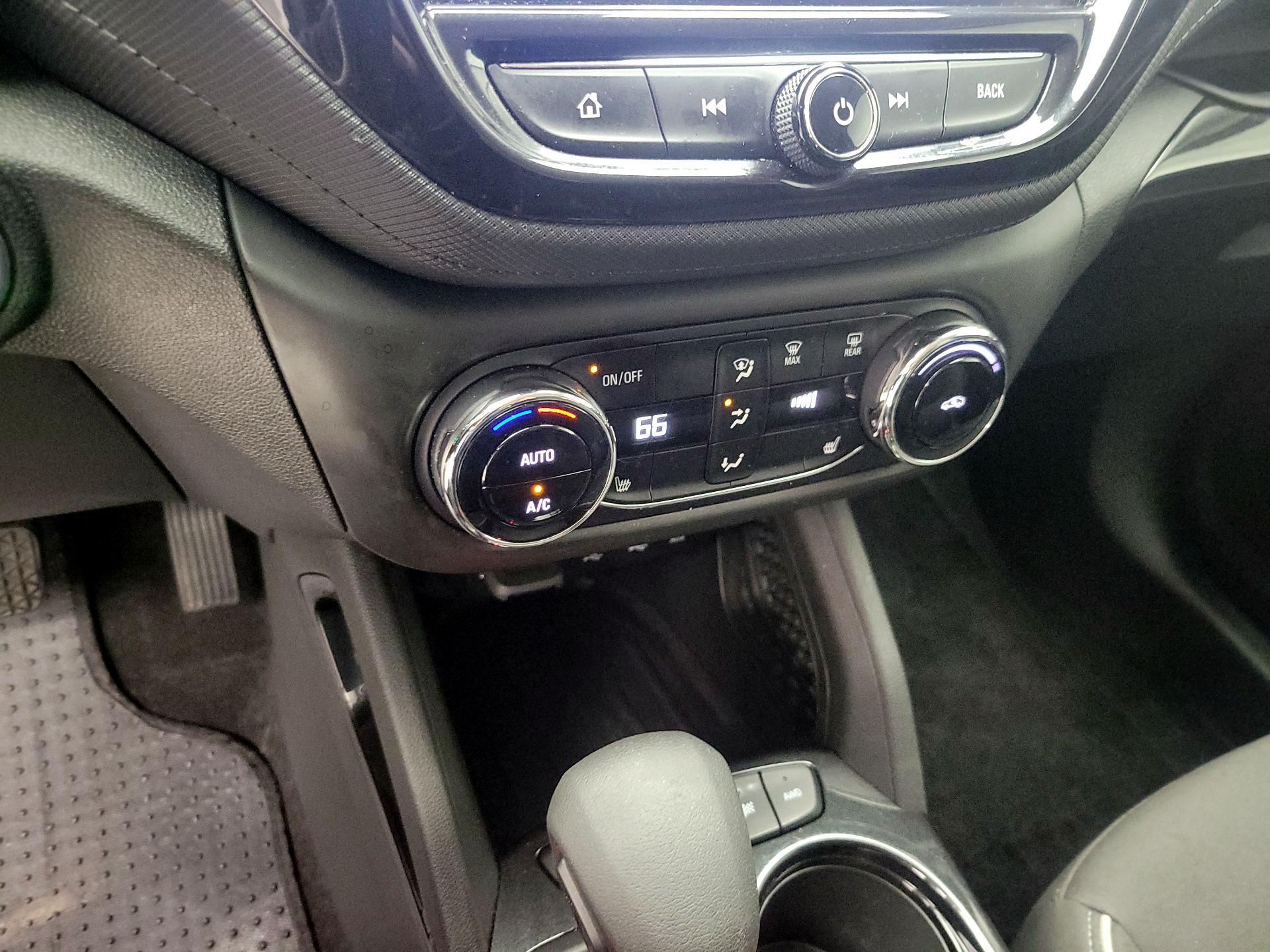 Thumbnail: 2023 Chevrolet TrailBlazer - 17