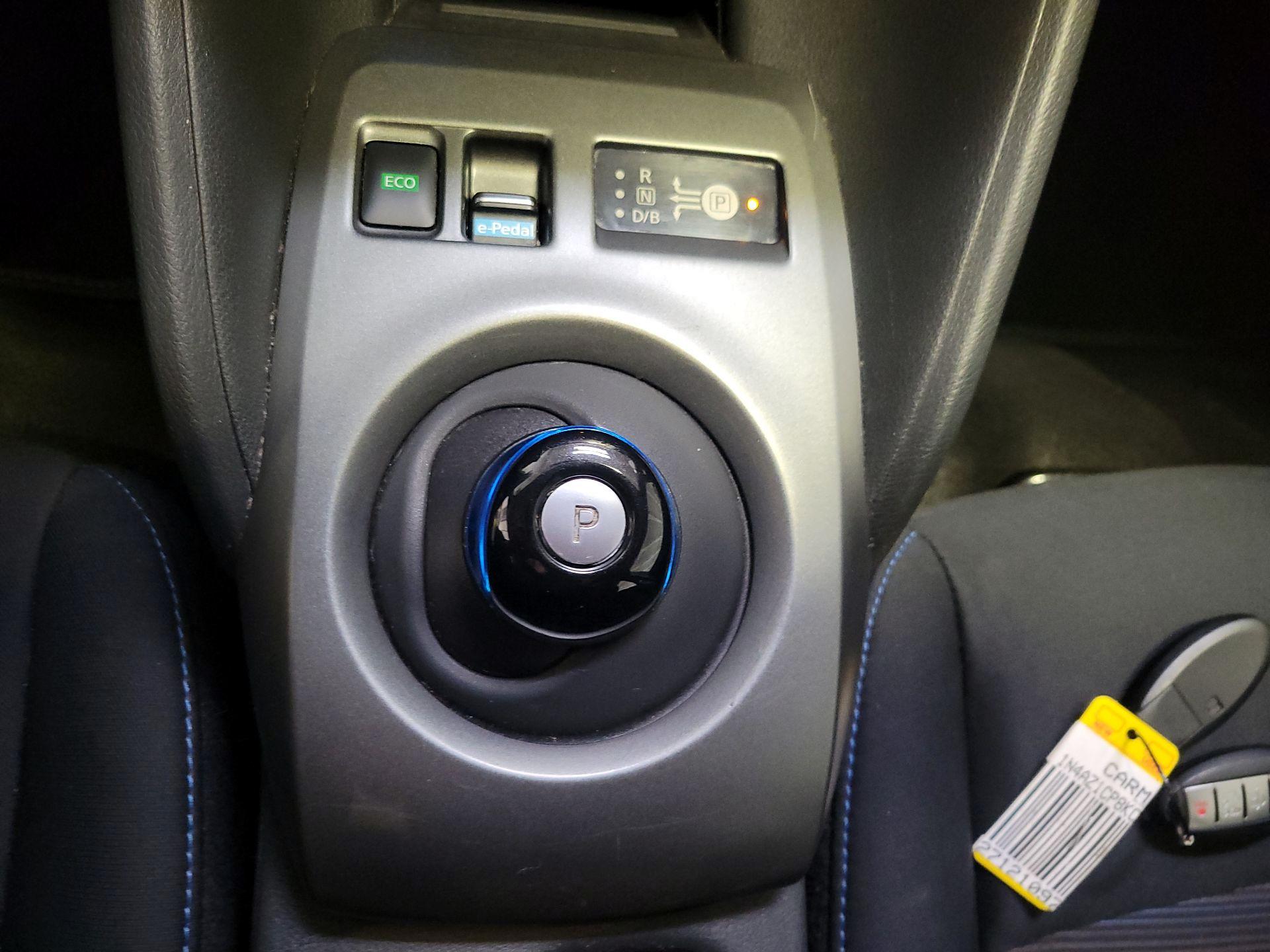 Thumbnail: 2019 Nissan Leaf - 17