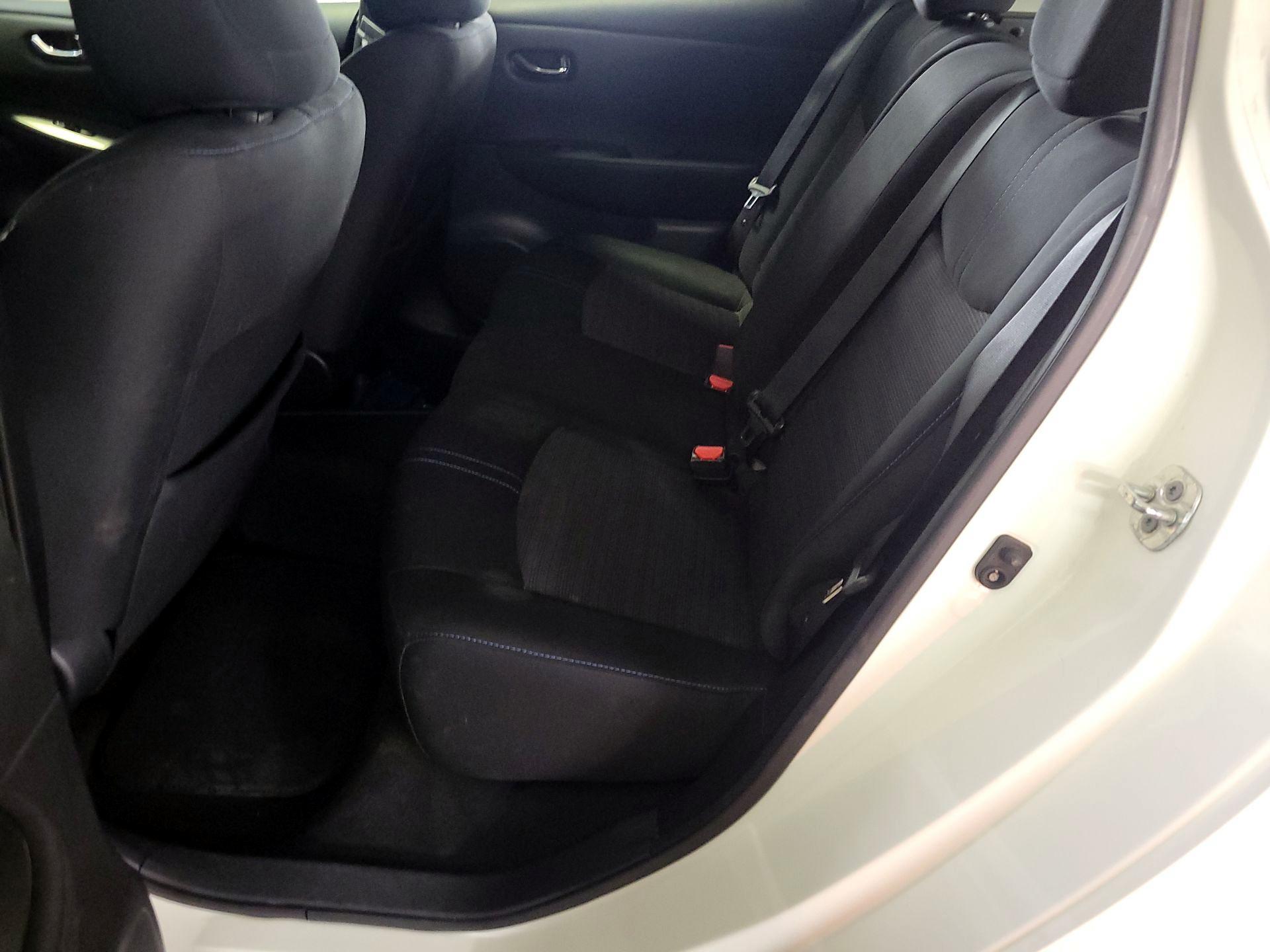Thumbnail: 2019 Nissan Leaf - 19