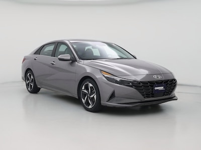 Silver 2022 Hyundai Elantra Limited
