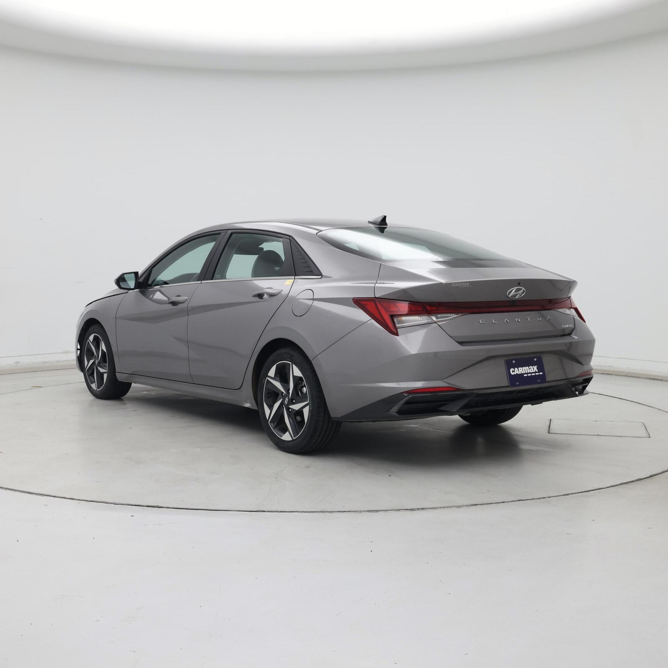 Thumbnail: 2022 Hyundai Elantra - 2
