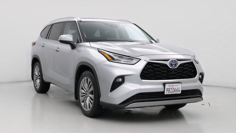 2022 Toyota Highlander Platinum Hero Image