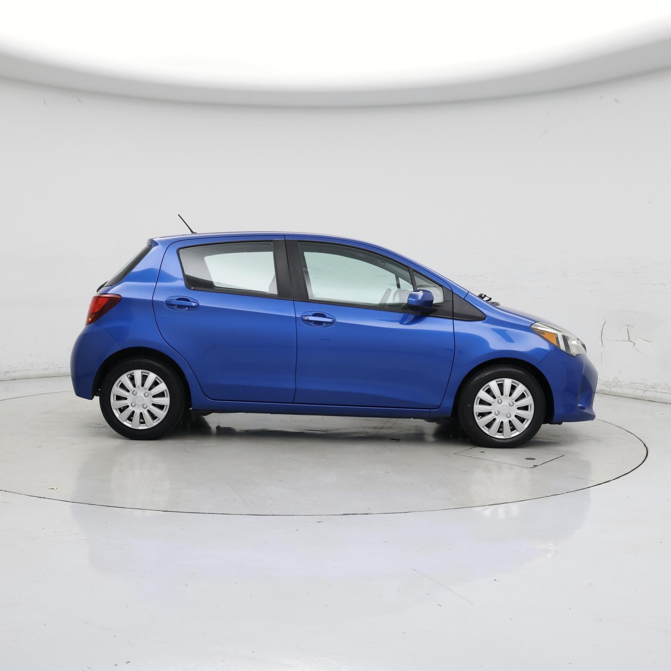 Thumbnail: 2015 Toyota Yaris - 7