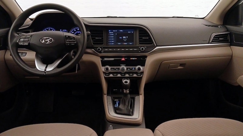 2020 Hyundai Elantra SEL 9
