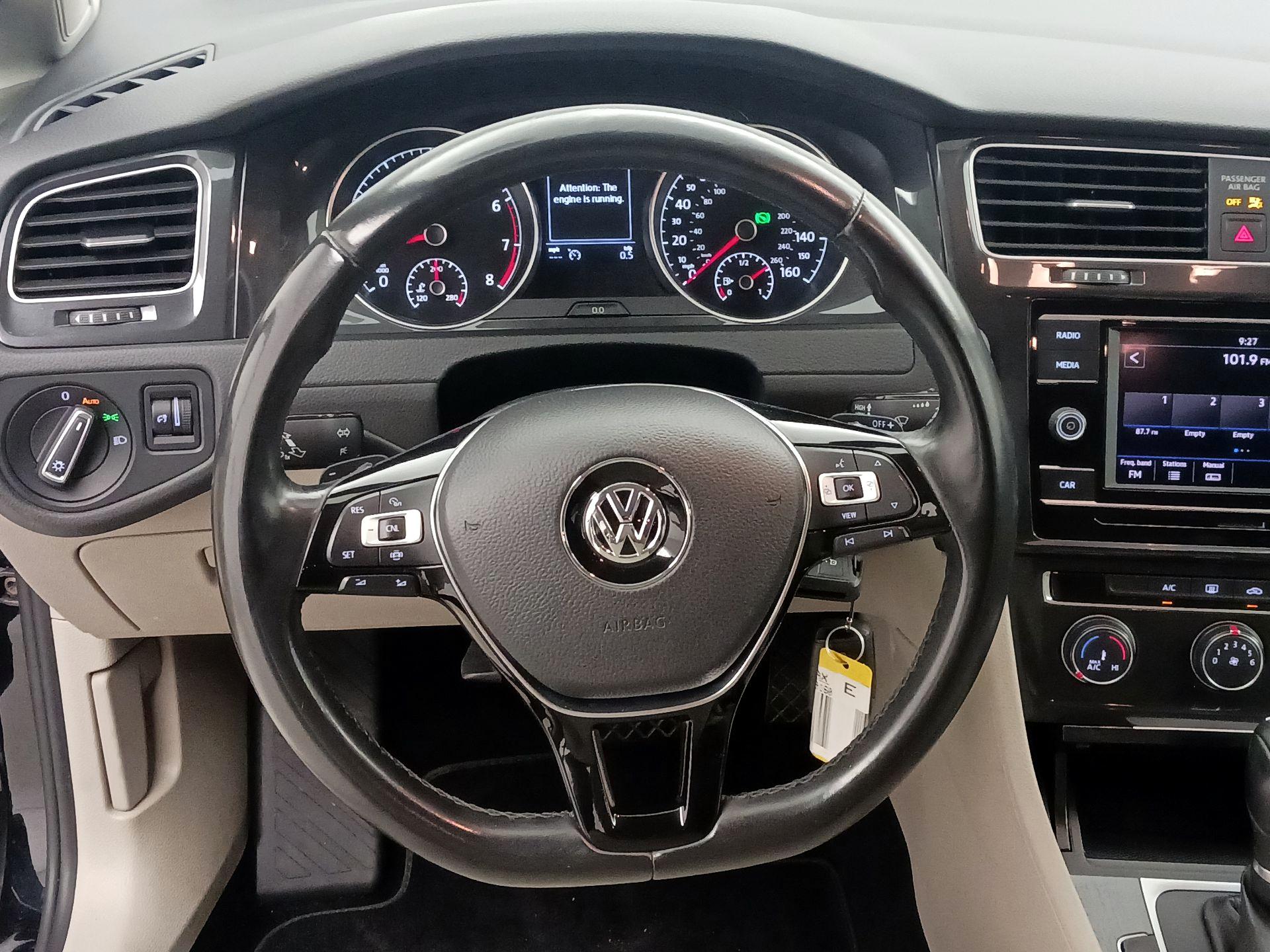 Thumbnail: 2019 Volkswagen Golf - 10