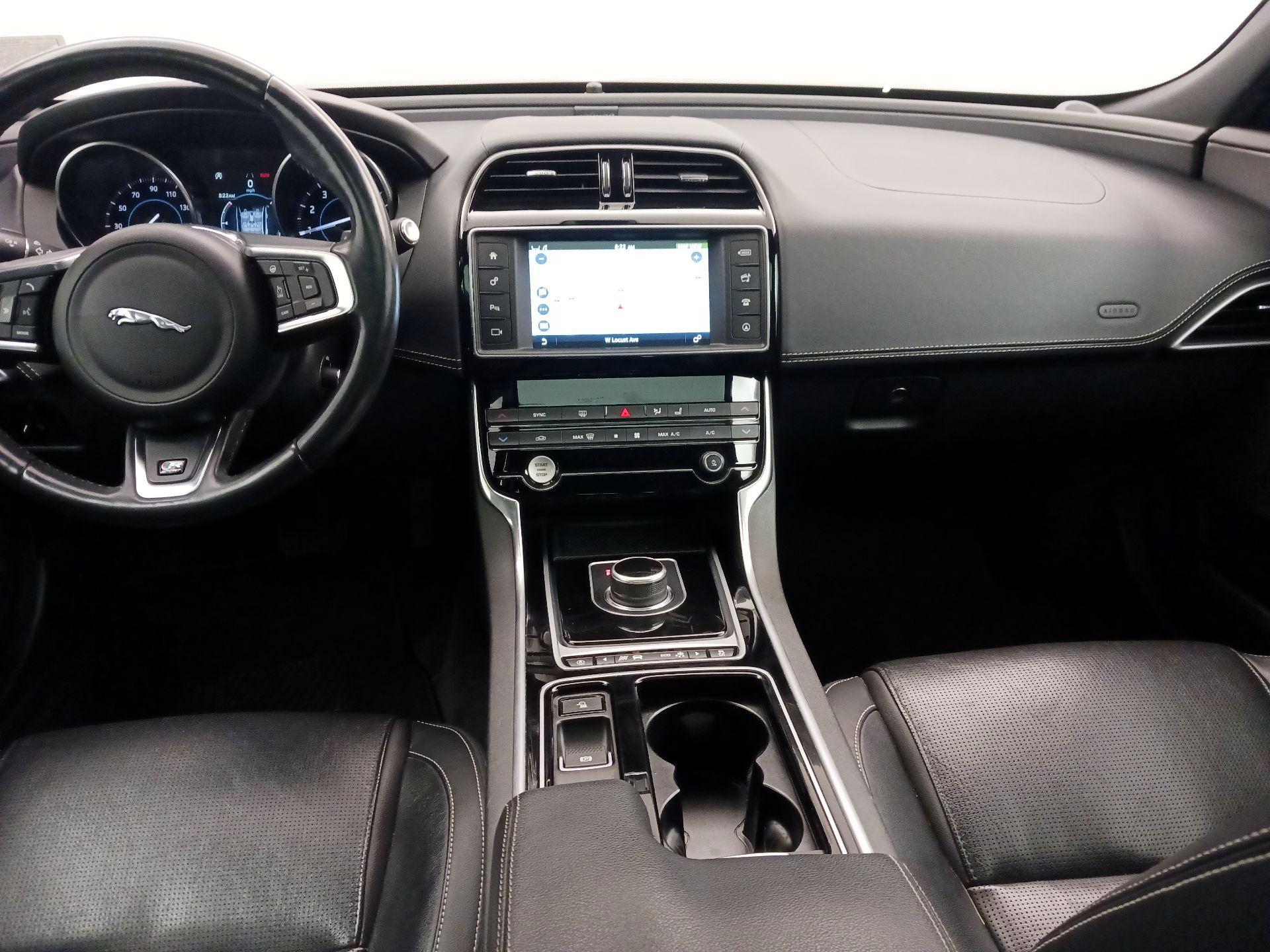 Thumbnail: 2018 Jaguar XE - 9