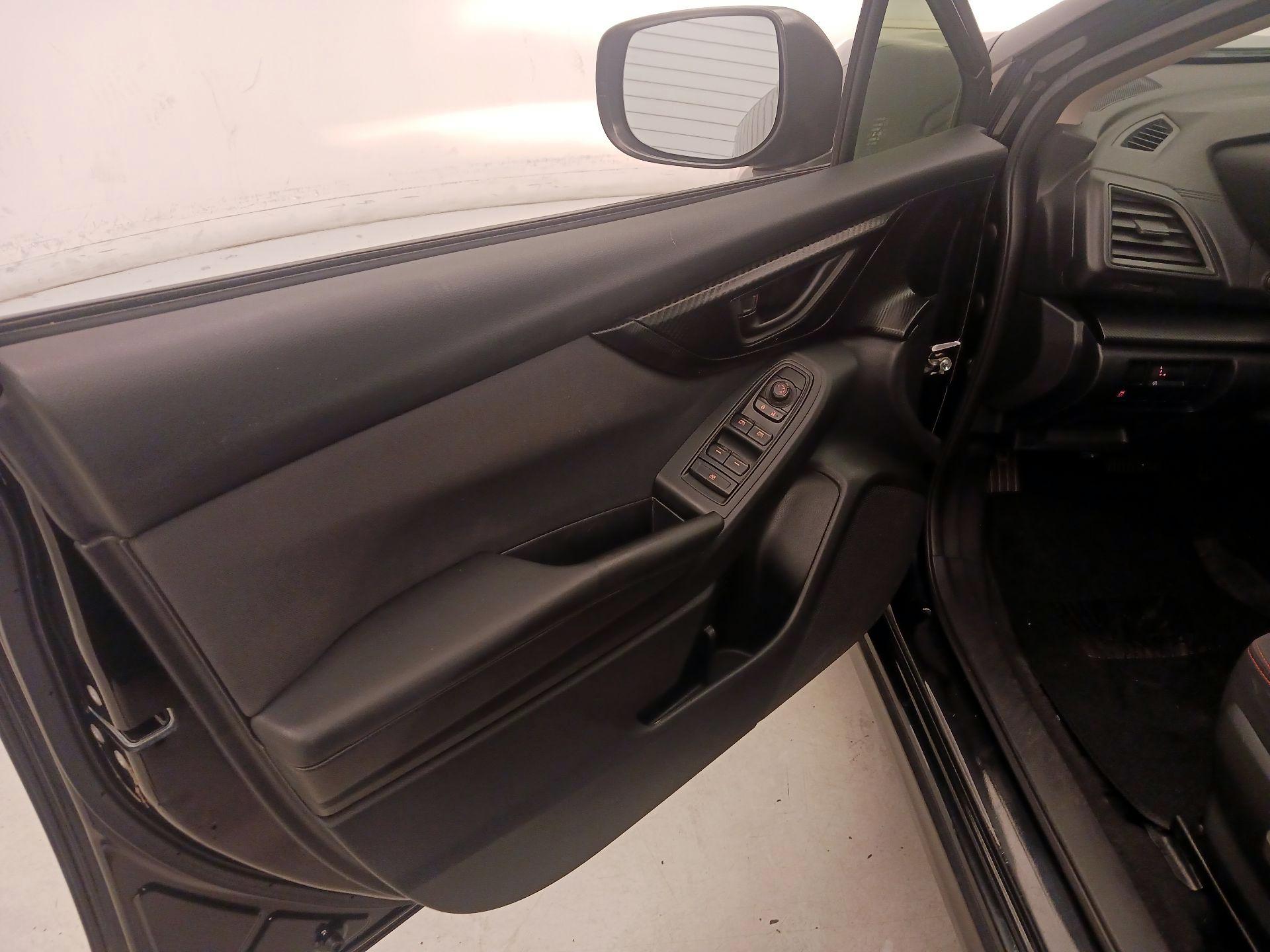 Thumbnail: 2018 Subaru Crosstrek - 12