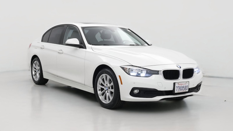 2016 BMW 3 Series 320i Hero Image