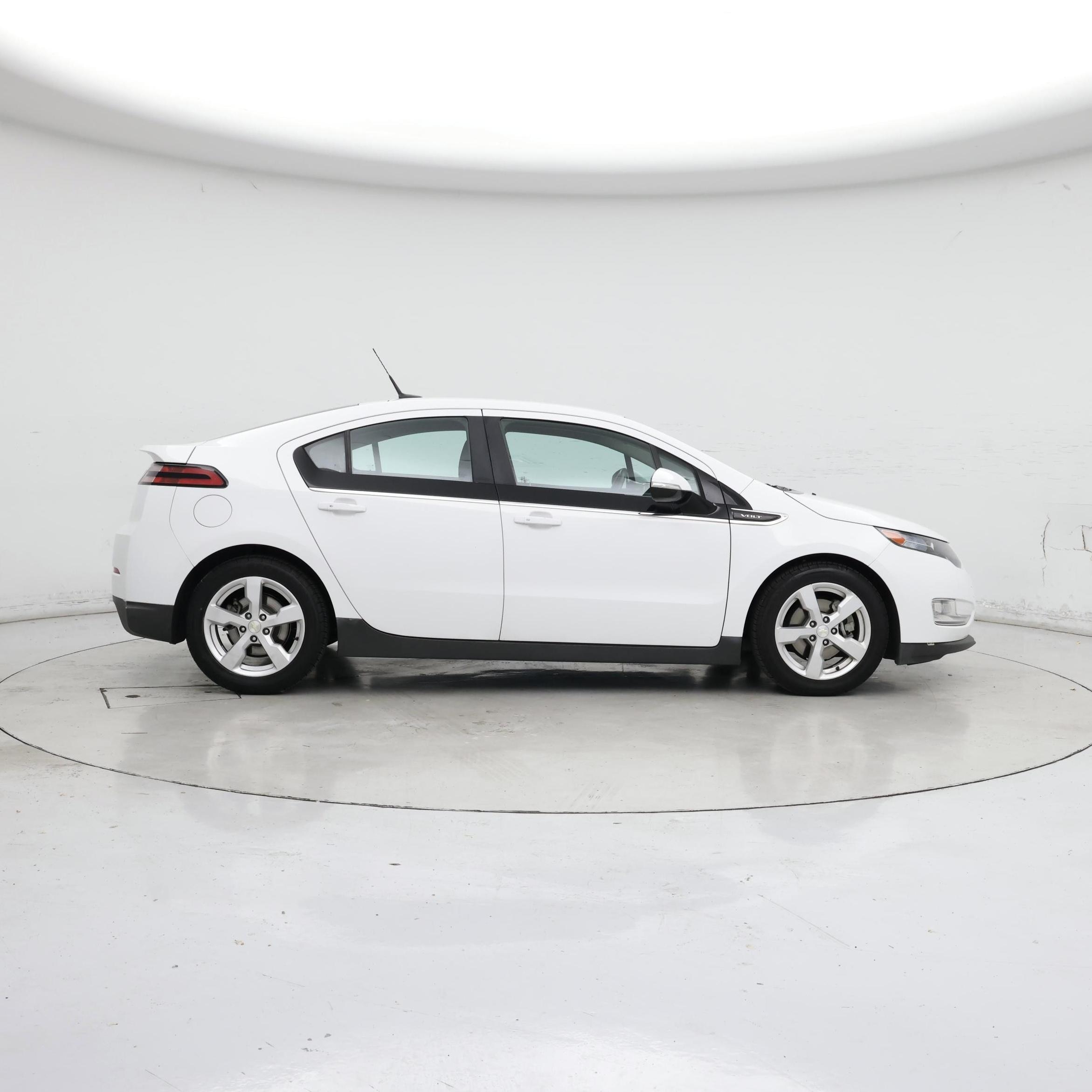 Thumbnail: 2014 Chevrolet Volt - 7