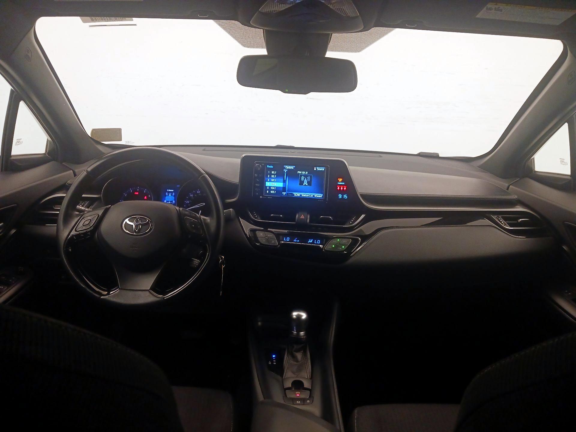 Thumbnail: 2018 Toyota C-HR - 9
