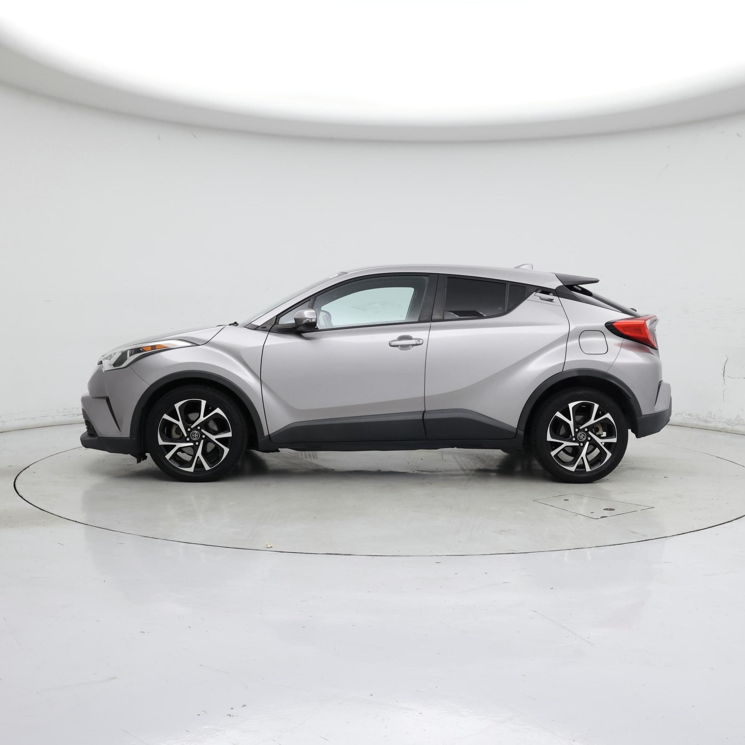 Thumbnail: 2018 Toyota C-HR - 3