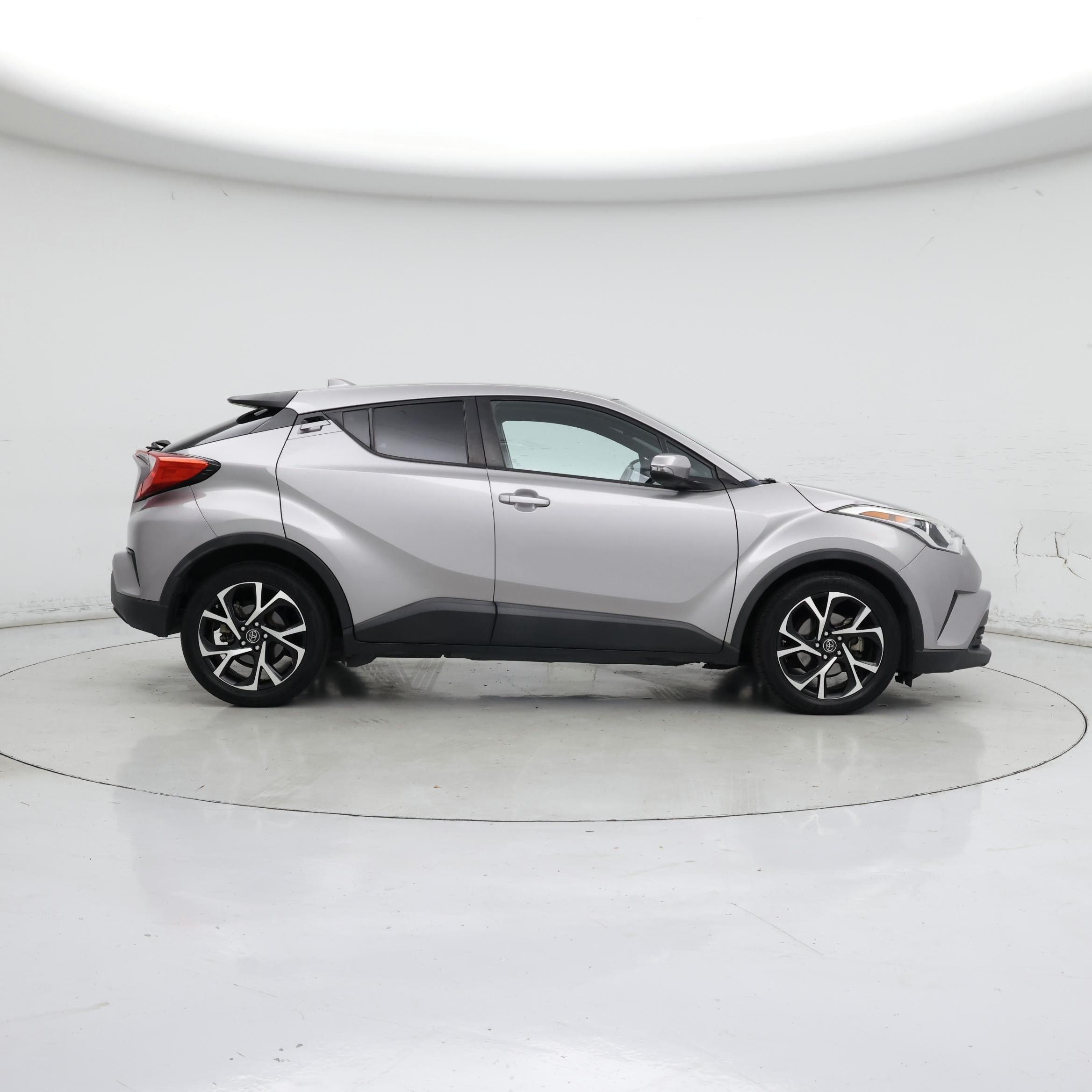 Thumbnail: 2018 Toyota C-HR - 7