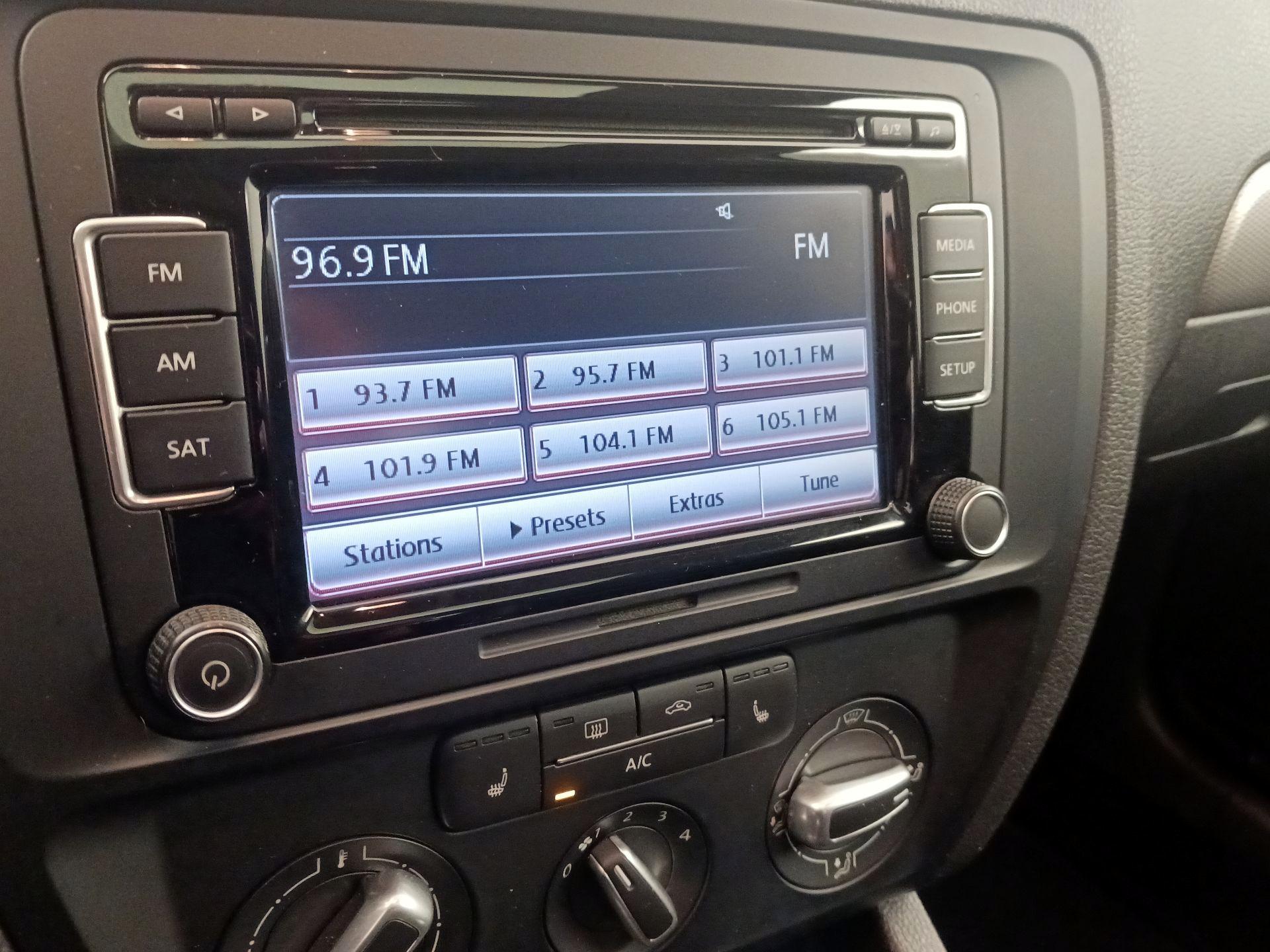 Thumbnail: 2015 Volkswagen Jetta - 15