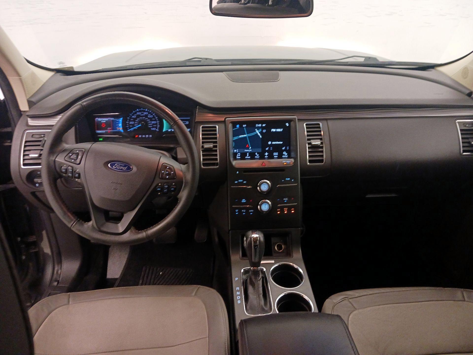 Thumbnail: 2016 Ford Flex - 9