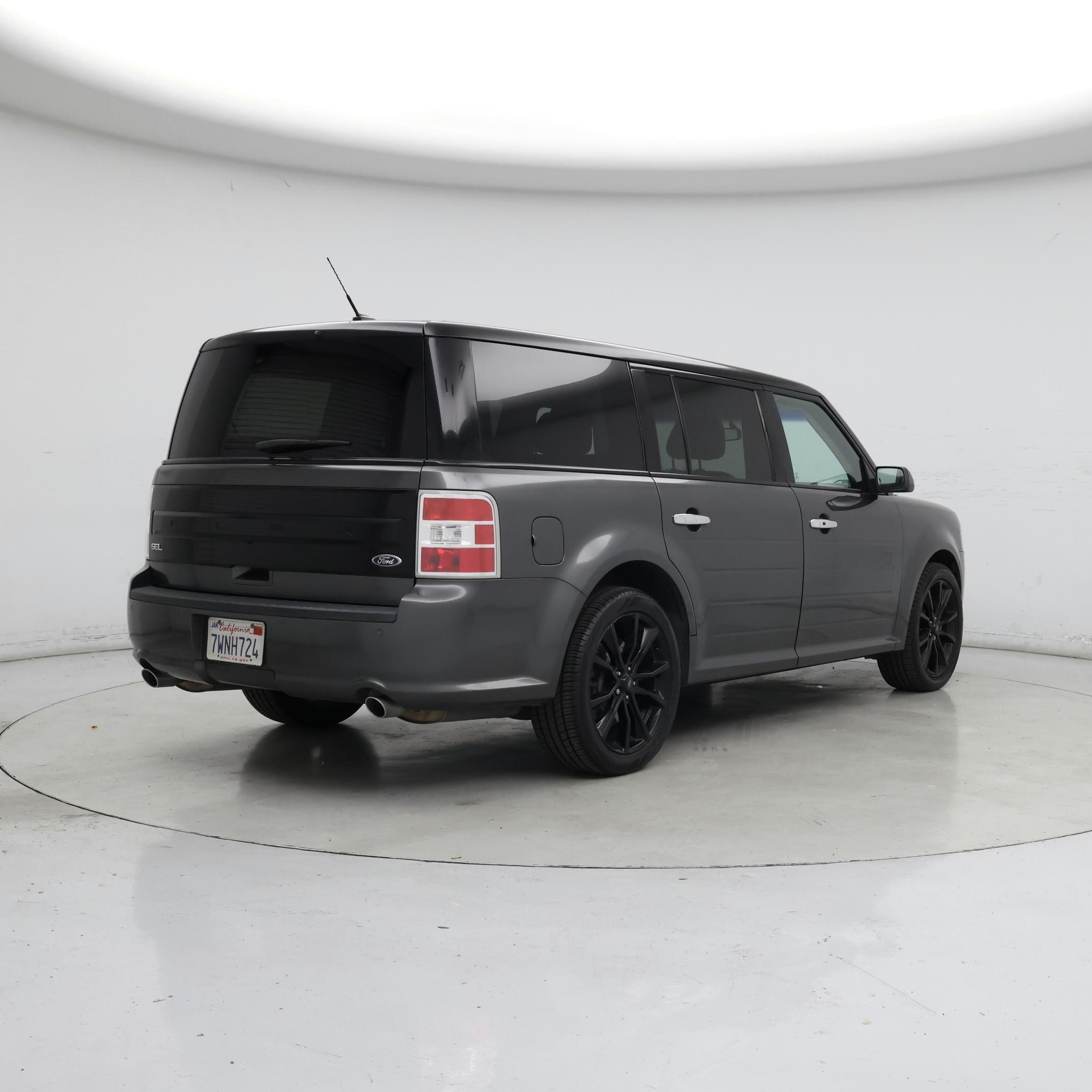 Thumbnail: 2016 Ford Flex - 8