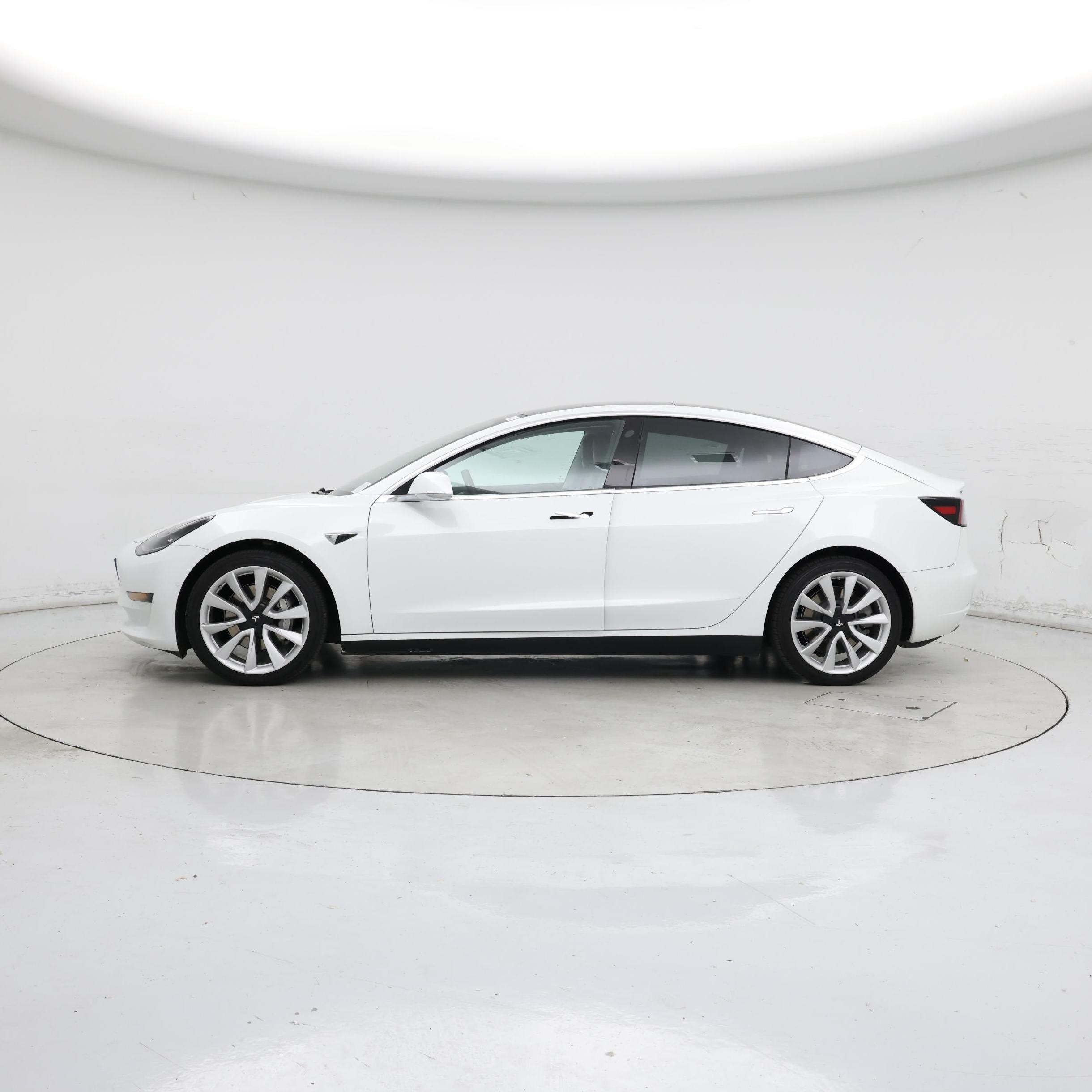Thumbnail: 2019 Tesla Model 3 - 3