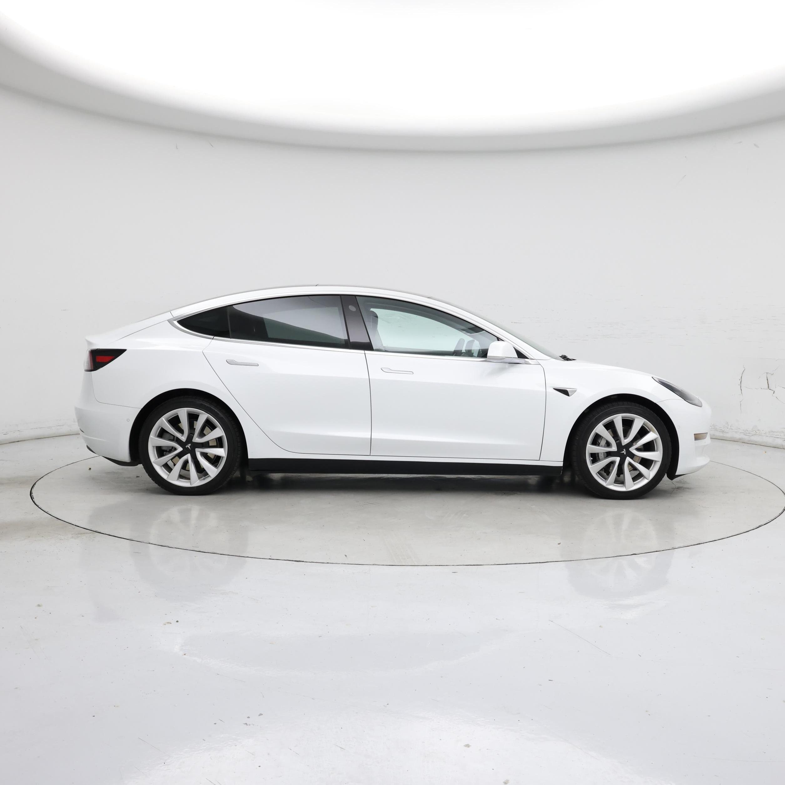 Thumbnail: 2019 Tesla Model 3 - 7