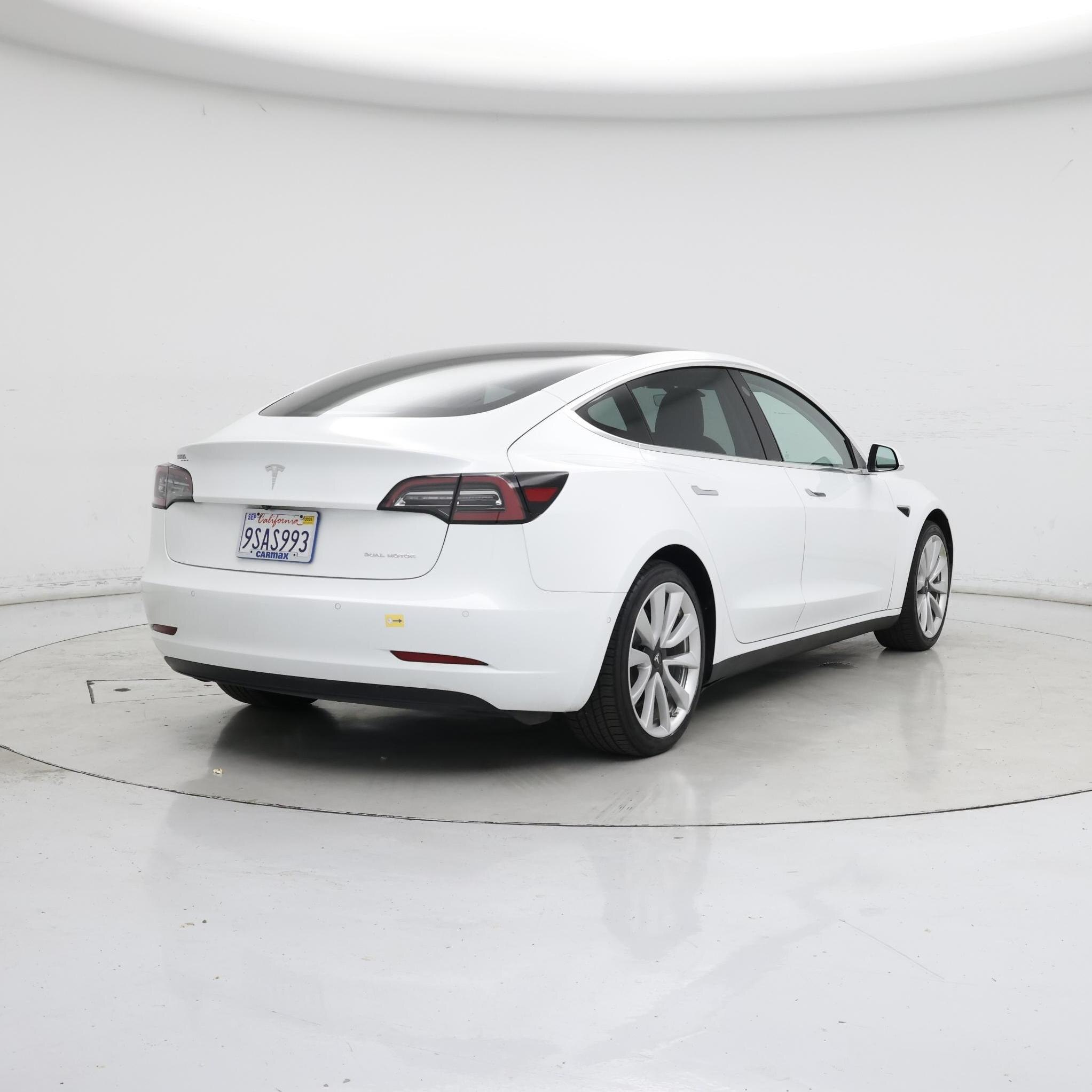 Thumbnail: 2019 Tesla Model 3 - 8