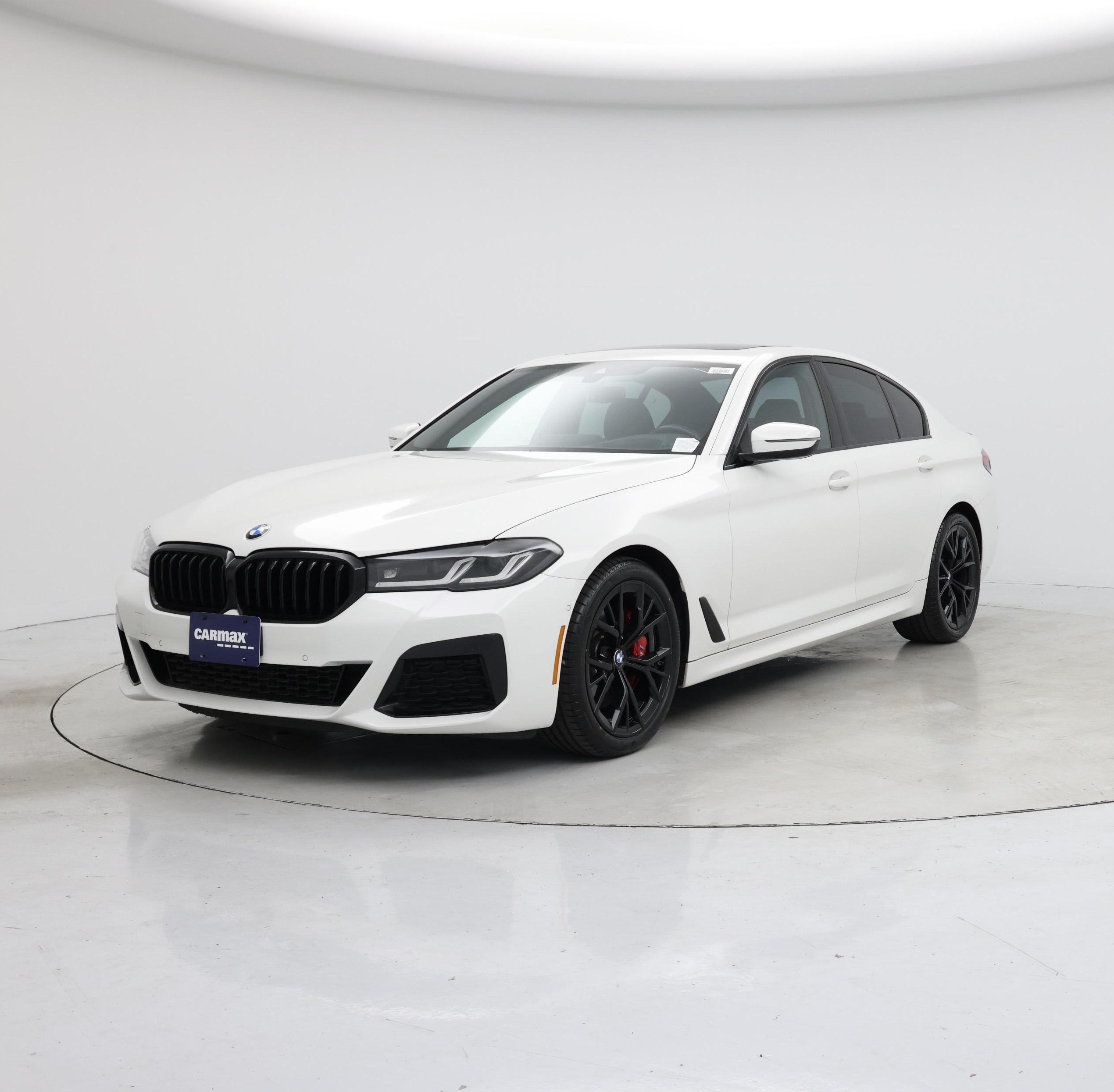 Thumbnail: 2023 BMW 5 Series - 4